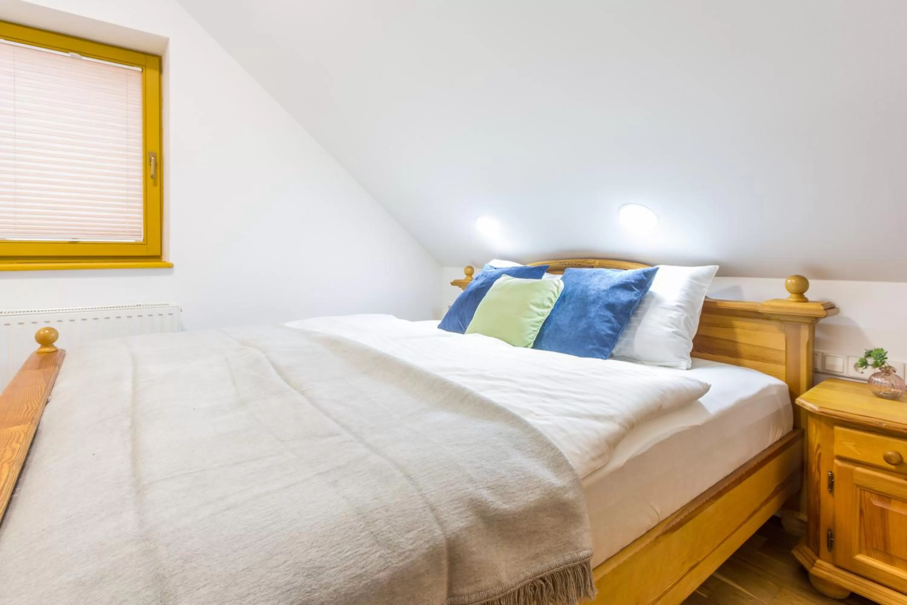 Apartment with Balcony in Vilaraj