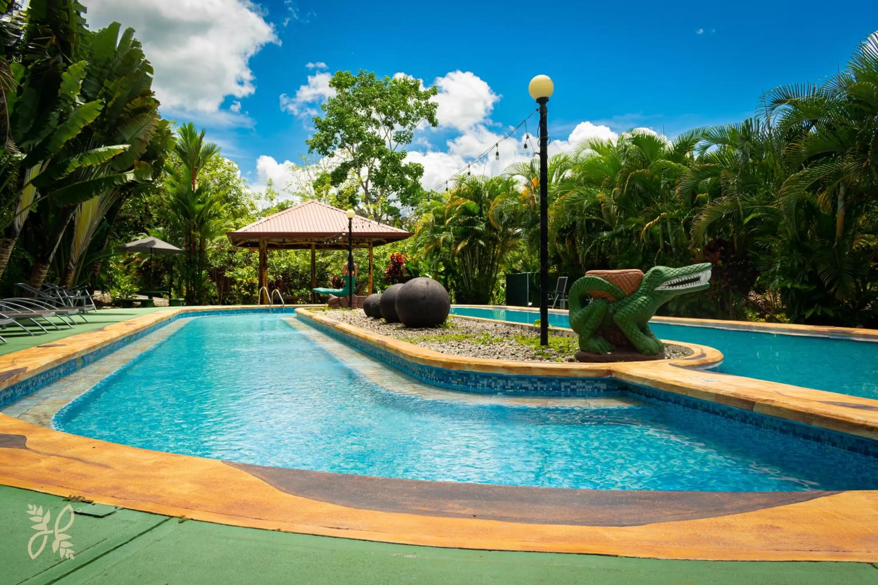 Pool view in Hotel Heliconias Nature Inn & Hot Springs