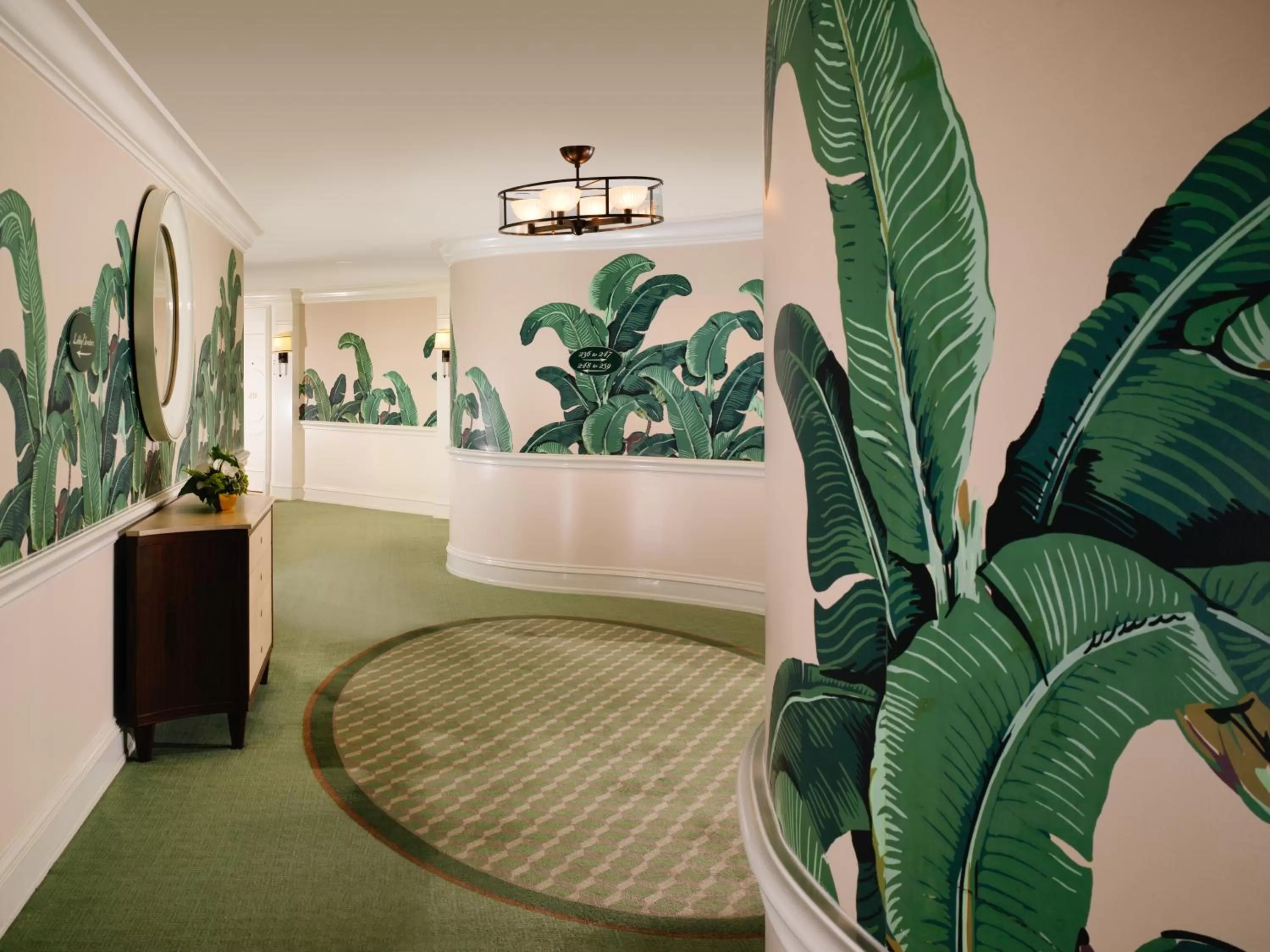 Property building in The Beverly Hills Hotel - Dorchester Collection