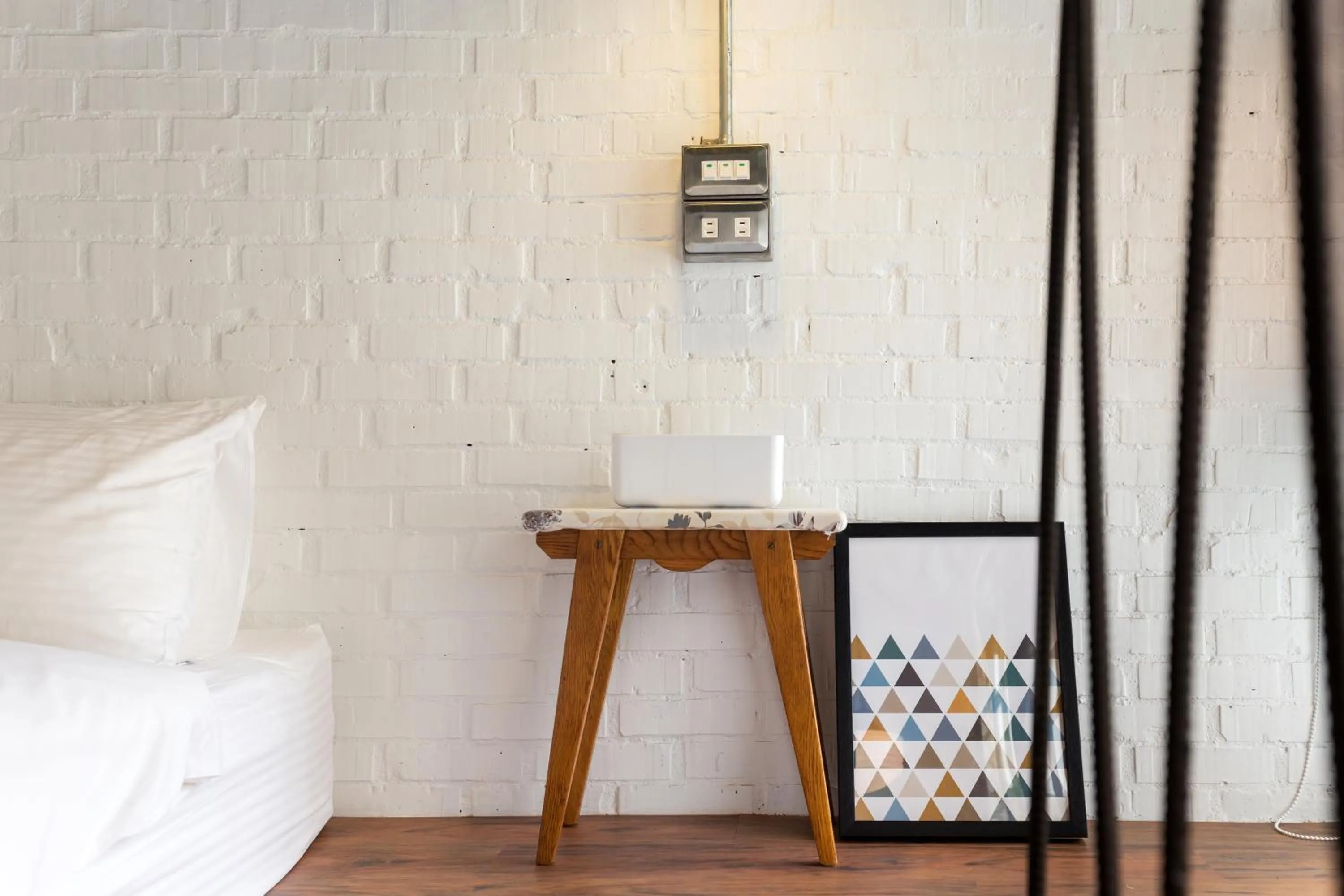 Decorative detail, Bed in You Worth Inn