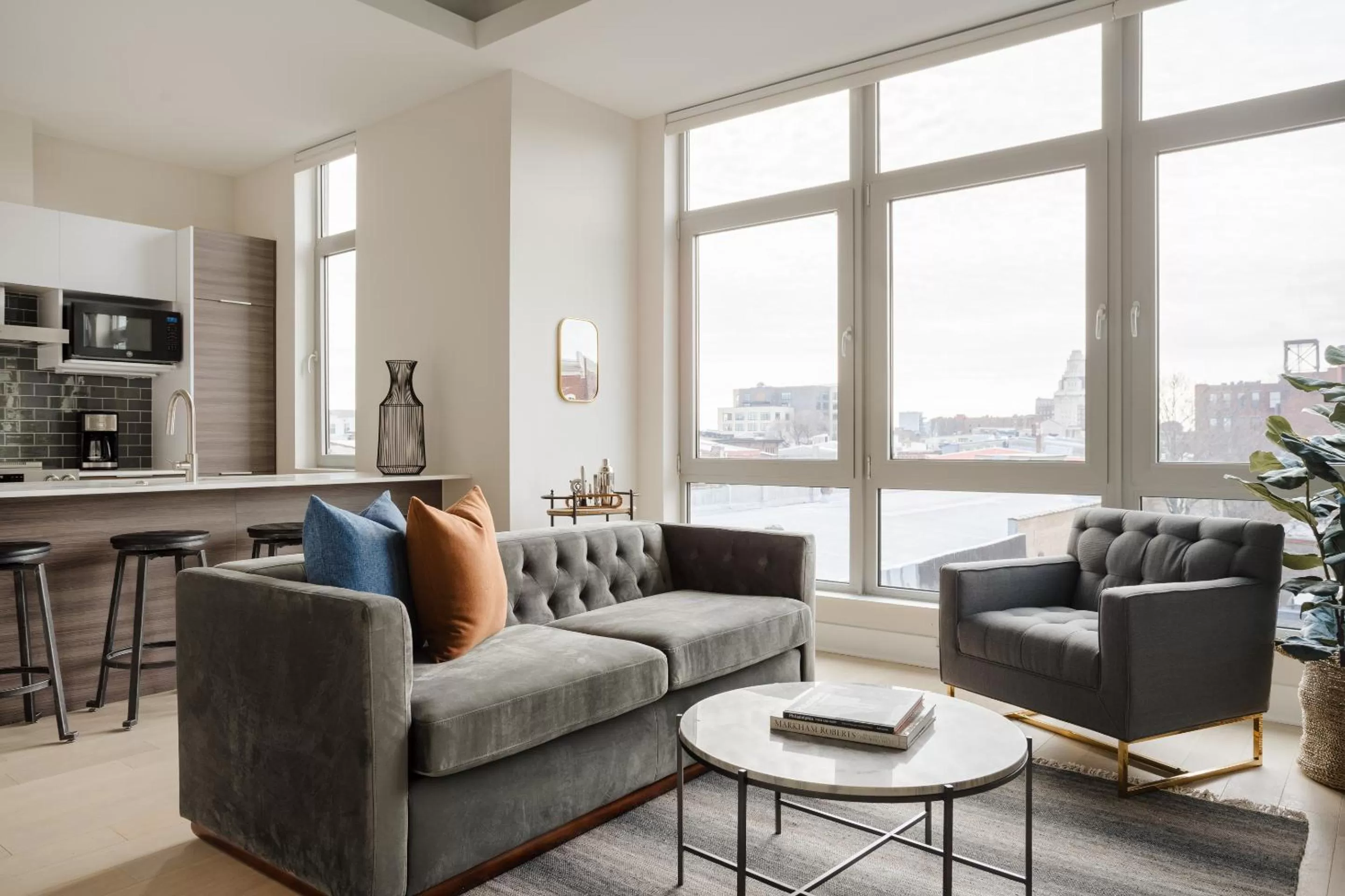 Living room, Seating Area in Sonder The Mint