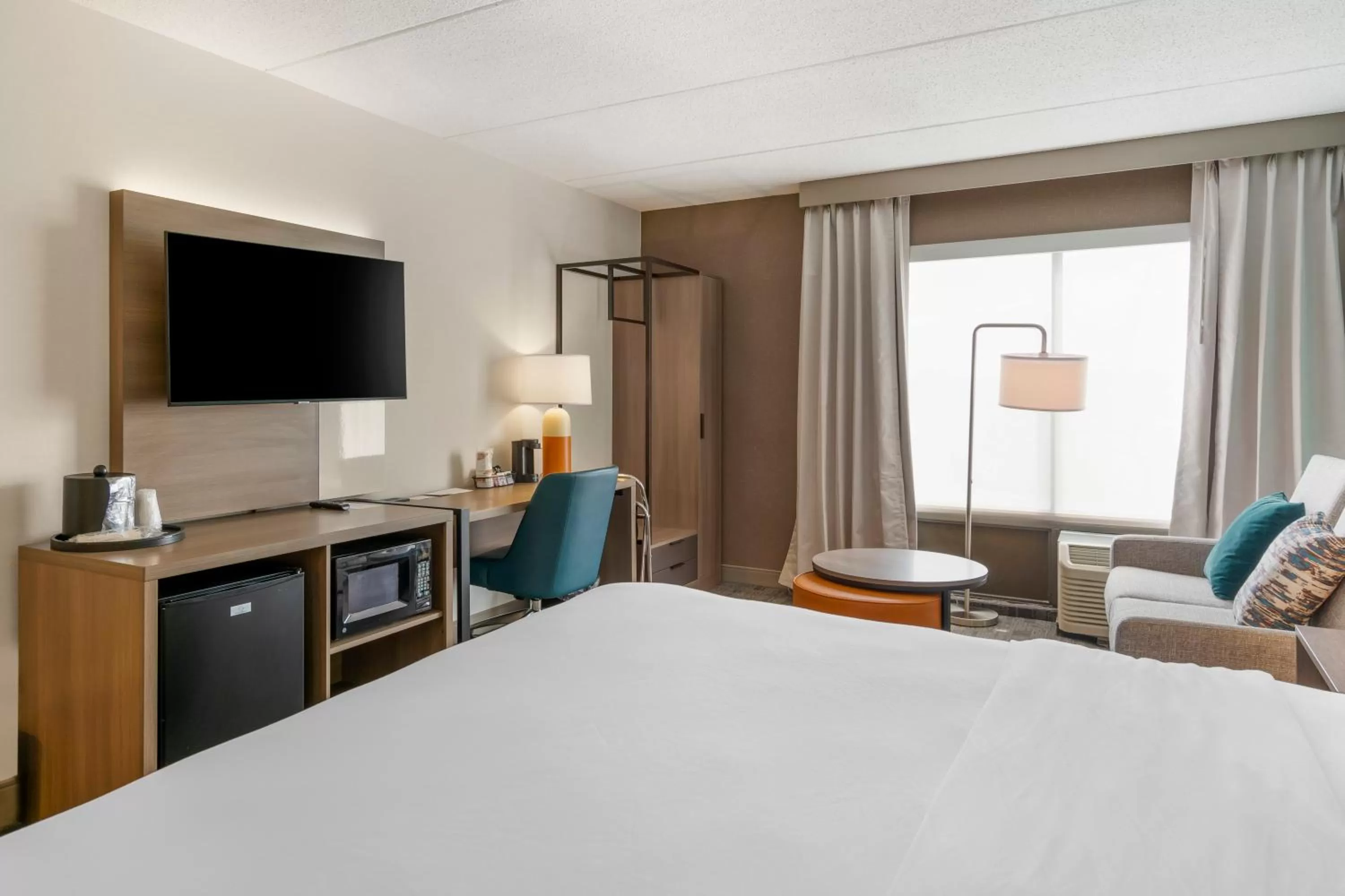 Photo of the whole room, Bed in Comfort Inn & Suites Watertown - 1000 Islands