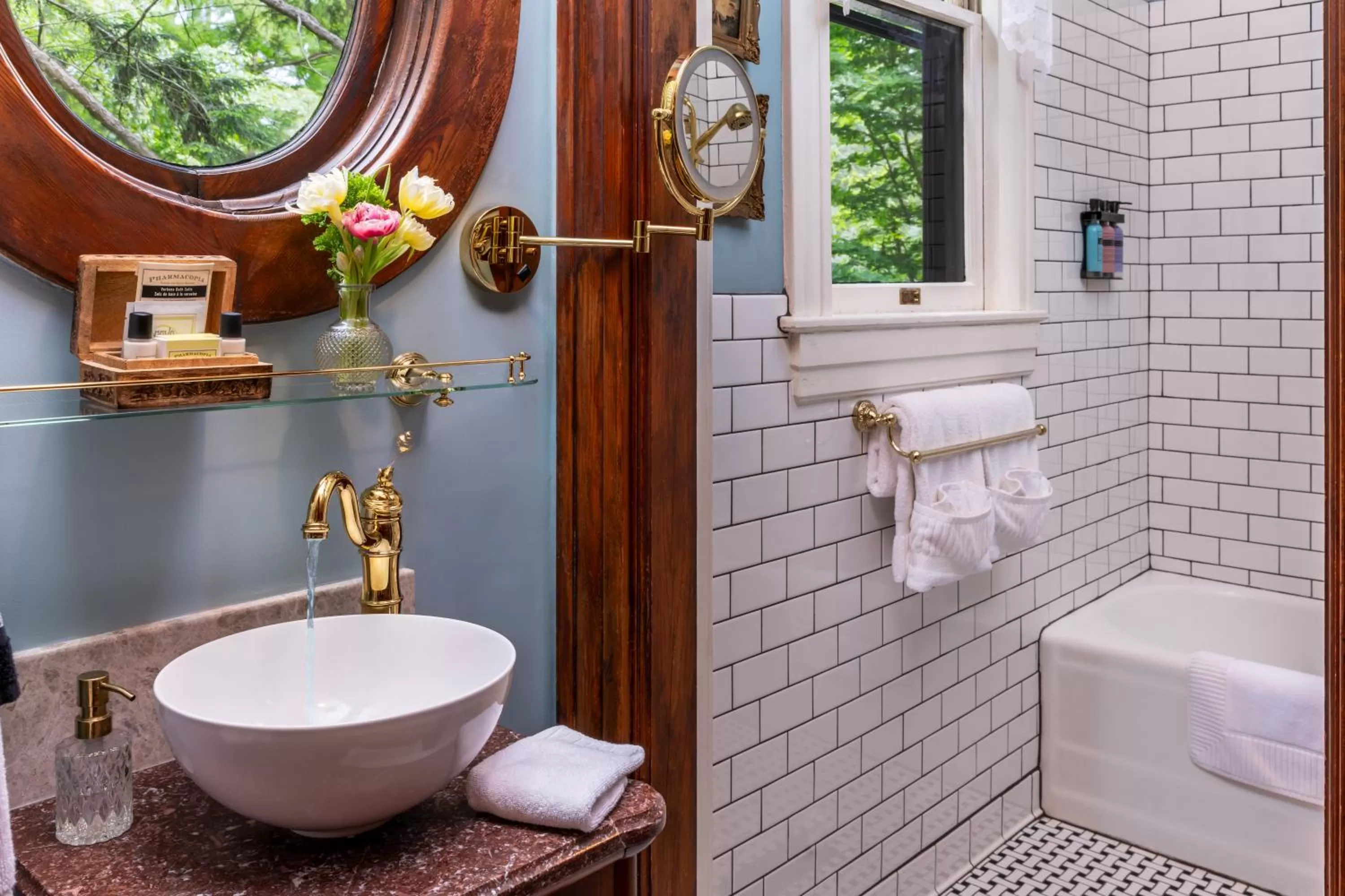 Bathroom in The 1899 Wright Inn & Carriage House