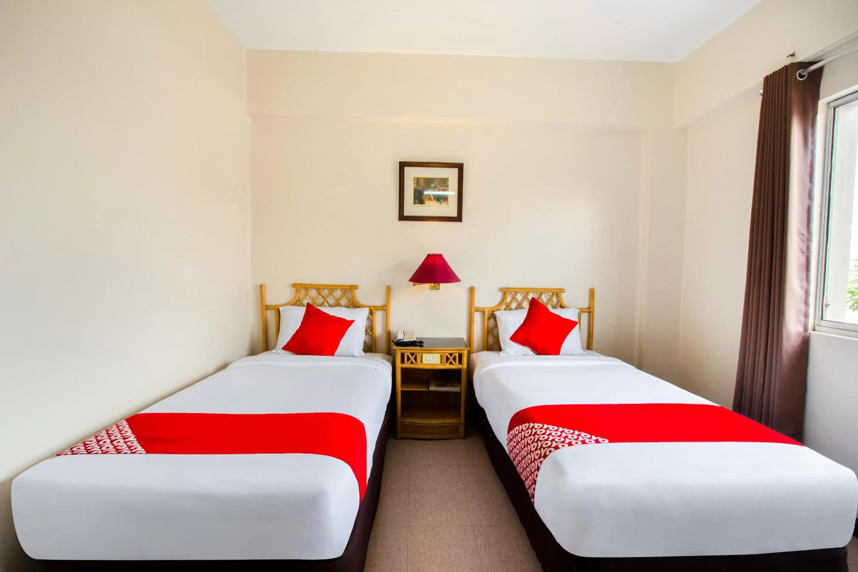 Bedroom, Bed in OYO 414 Humberto's Hotel