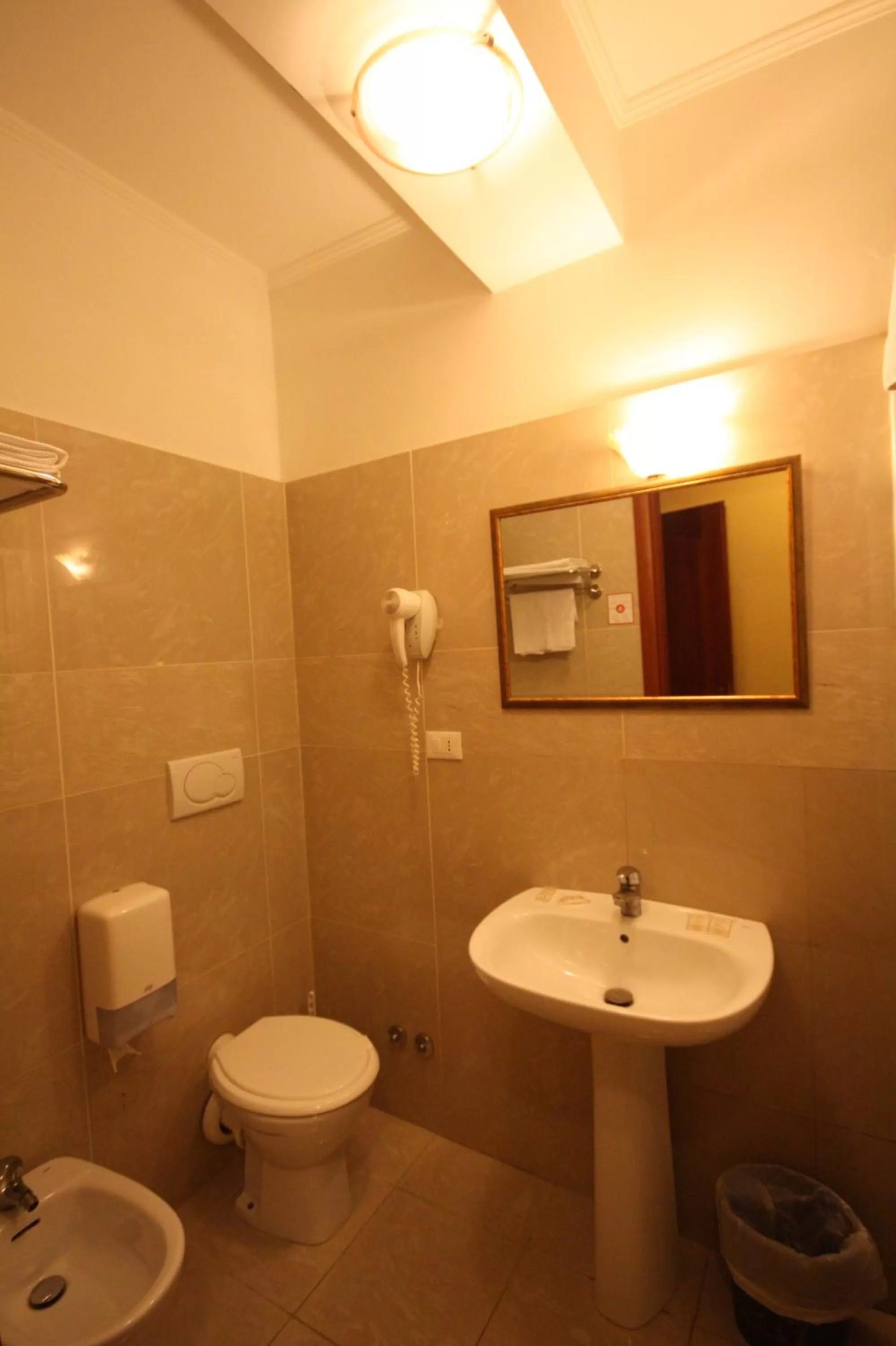 Bathroom in Hotel Cherubini