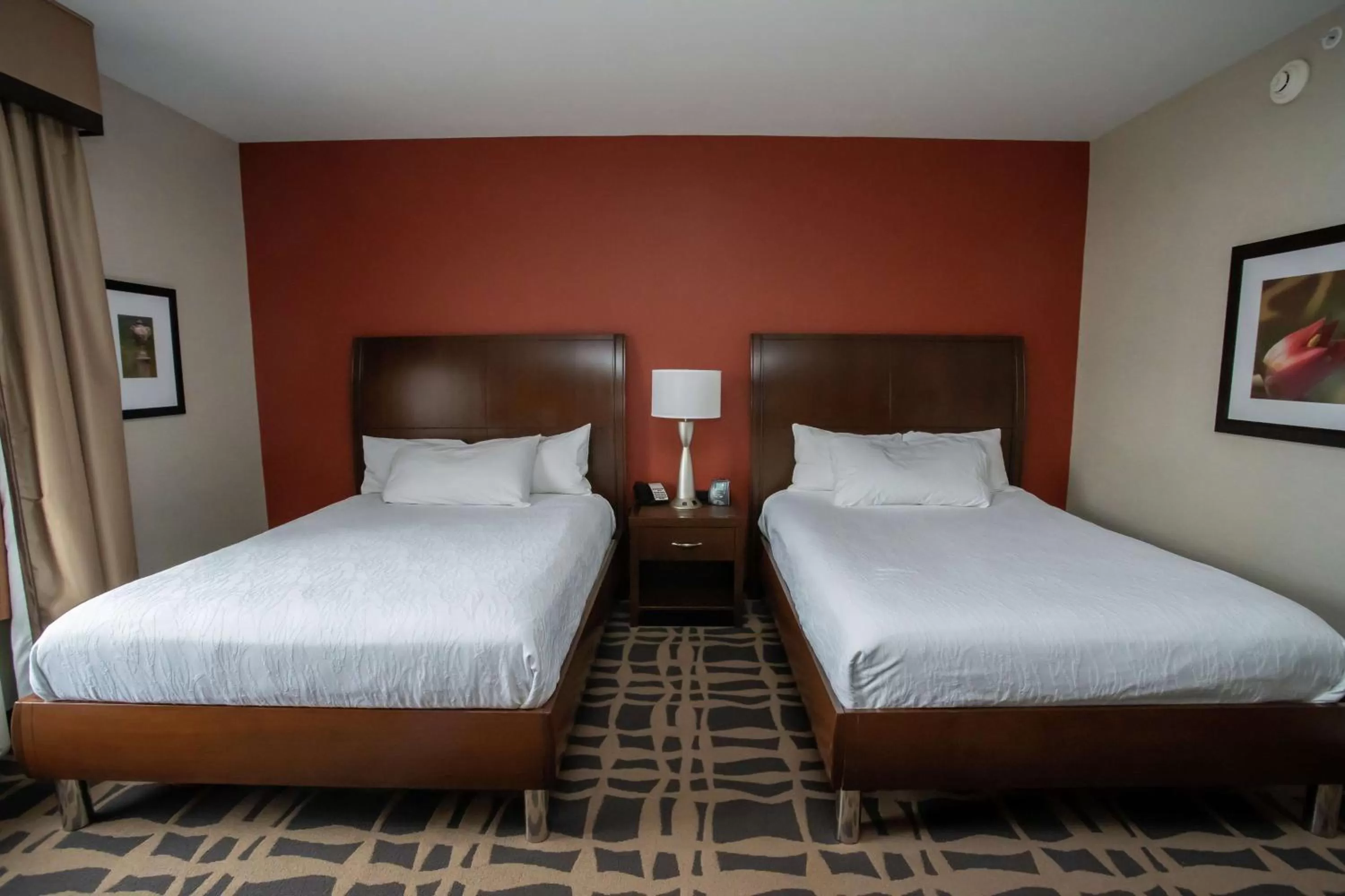 Bed in Hilton Garden Inn Dayton South - Austin Landing