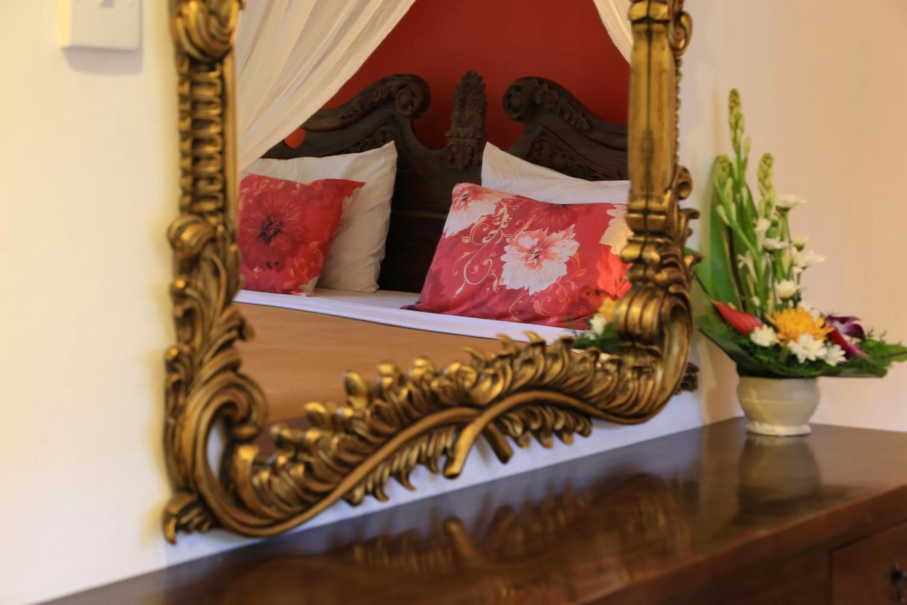 Bedroom, Bed in Aquarius Beach Hotel