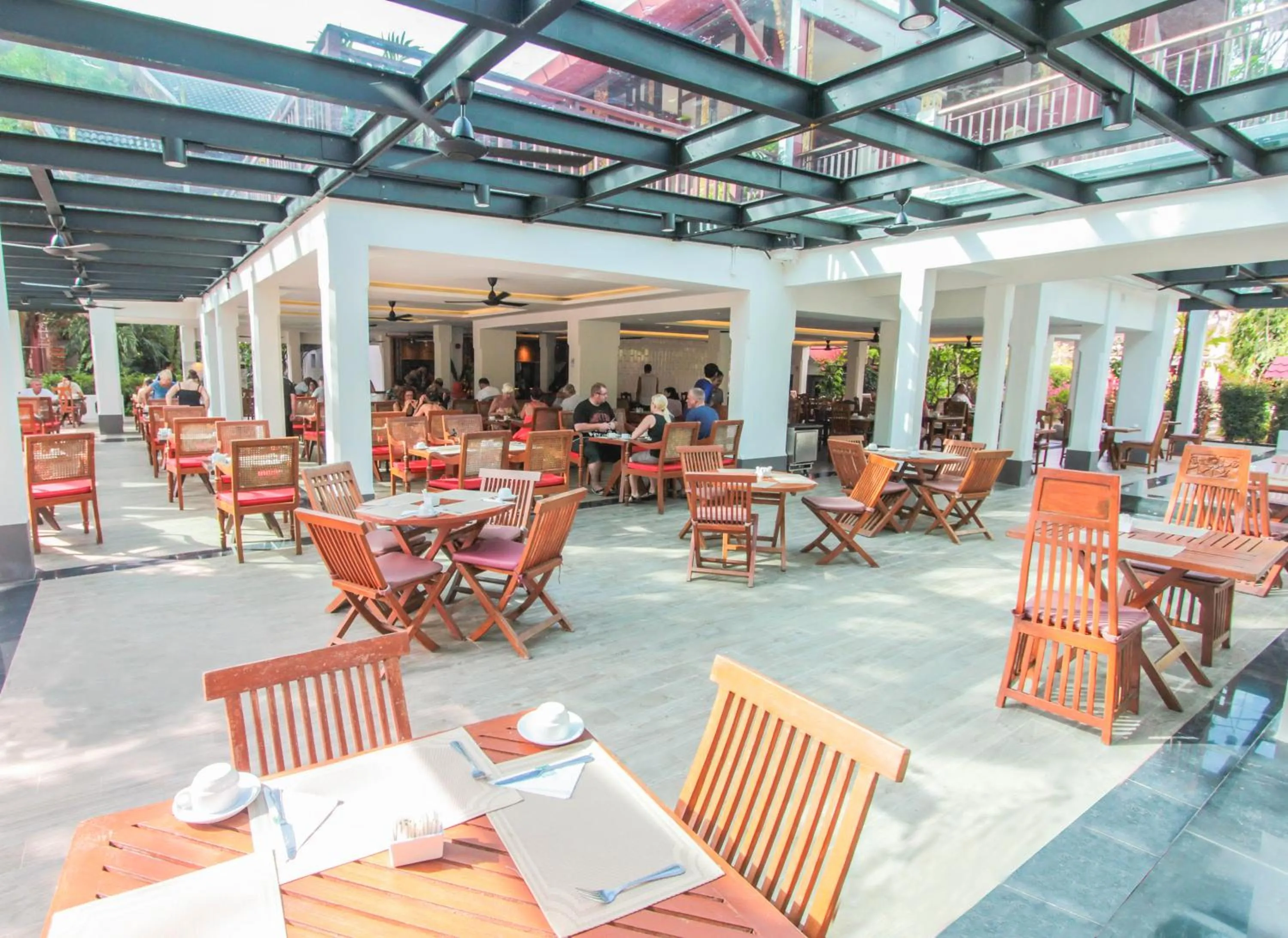 Restaurant/places to eat in Kata Palm Resort - SHA Plus