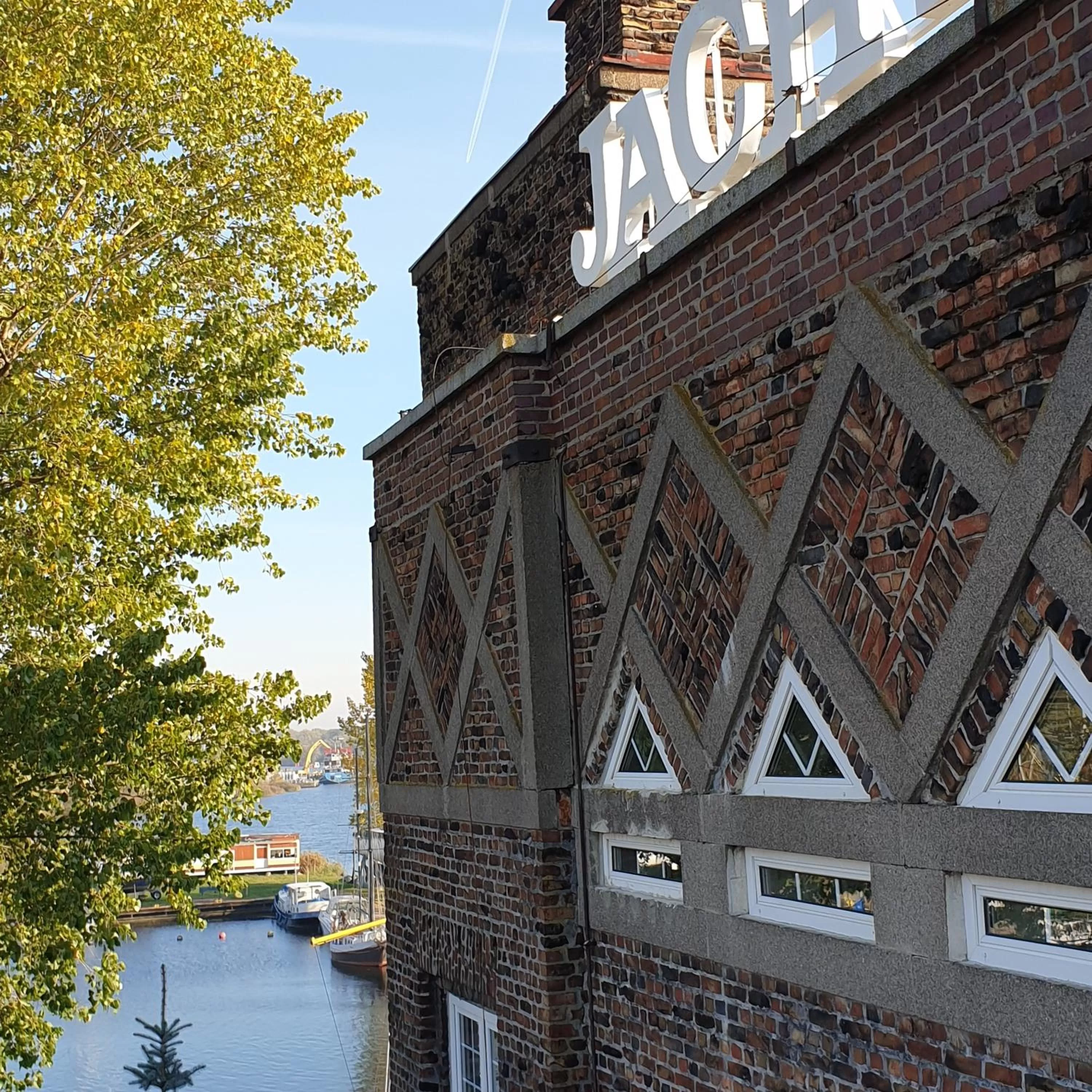 Hiking in JACHTOWA Hotel i Restauracja