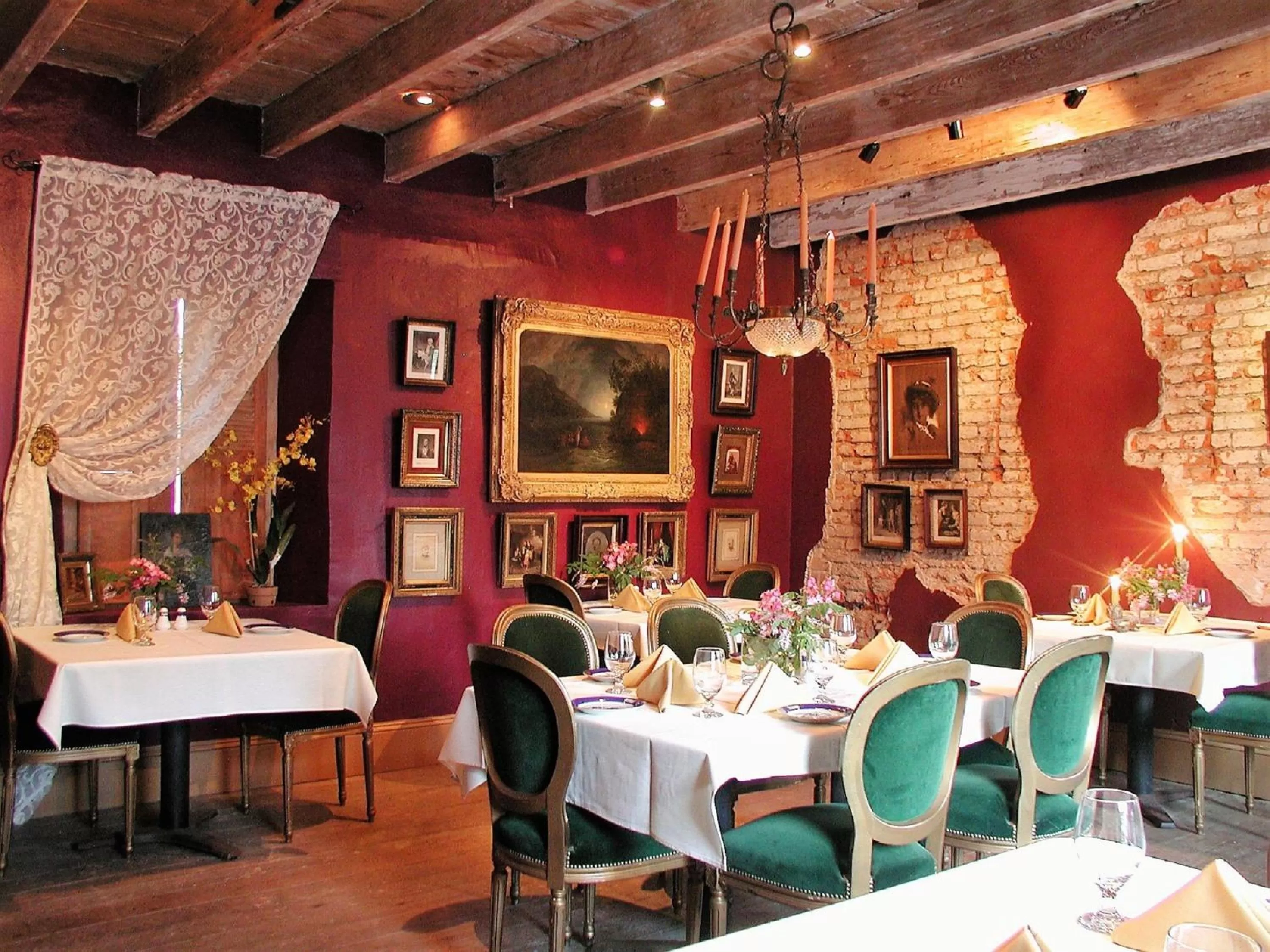 Restaurant/places to eat in The Inn at Houmas House Estate