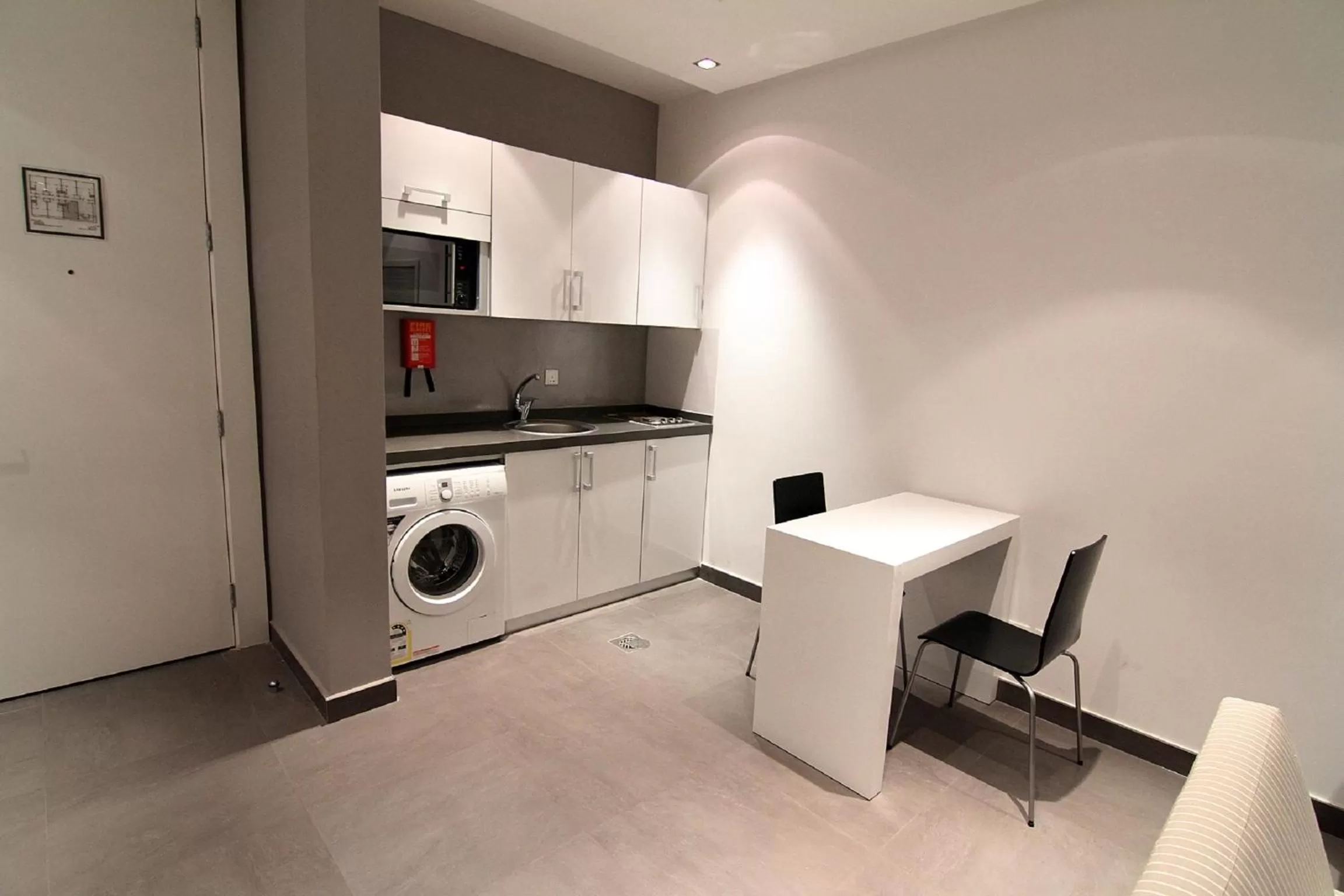 Kitchen or kitchenette, Kitchen/Kitchenette in Rafa Hotel Apart