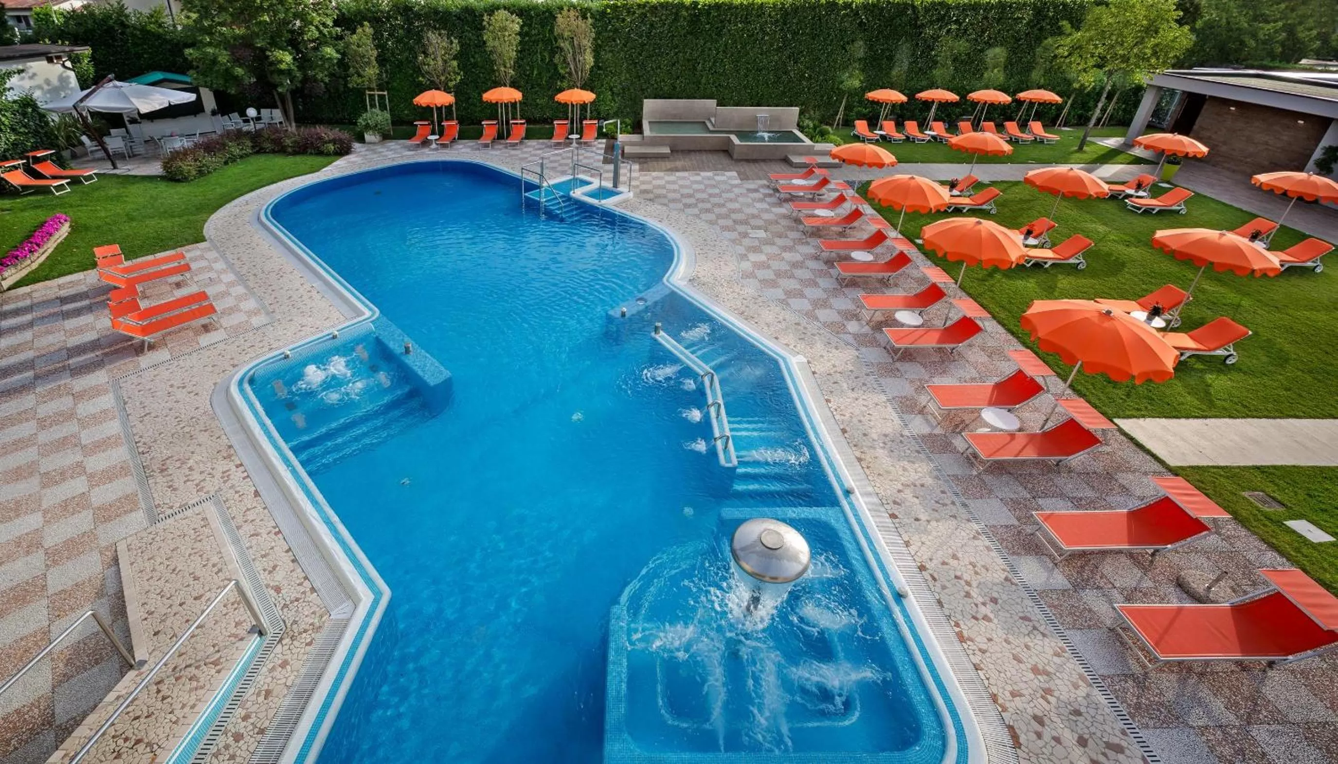 Swimming pool in Hotel Eliseo Terme