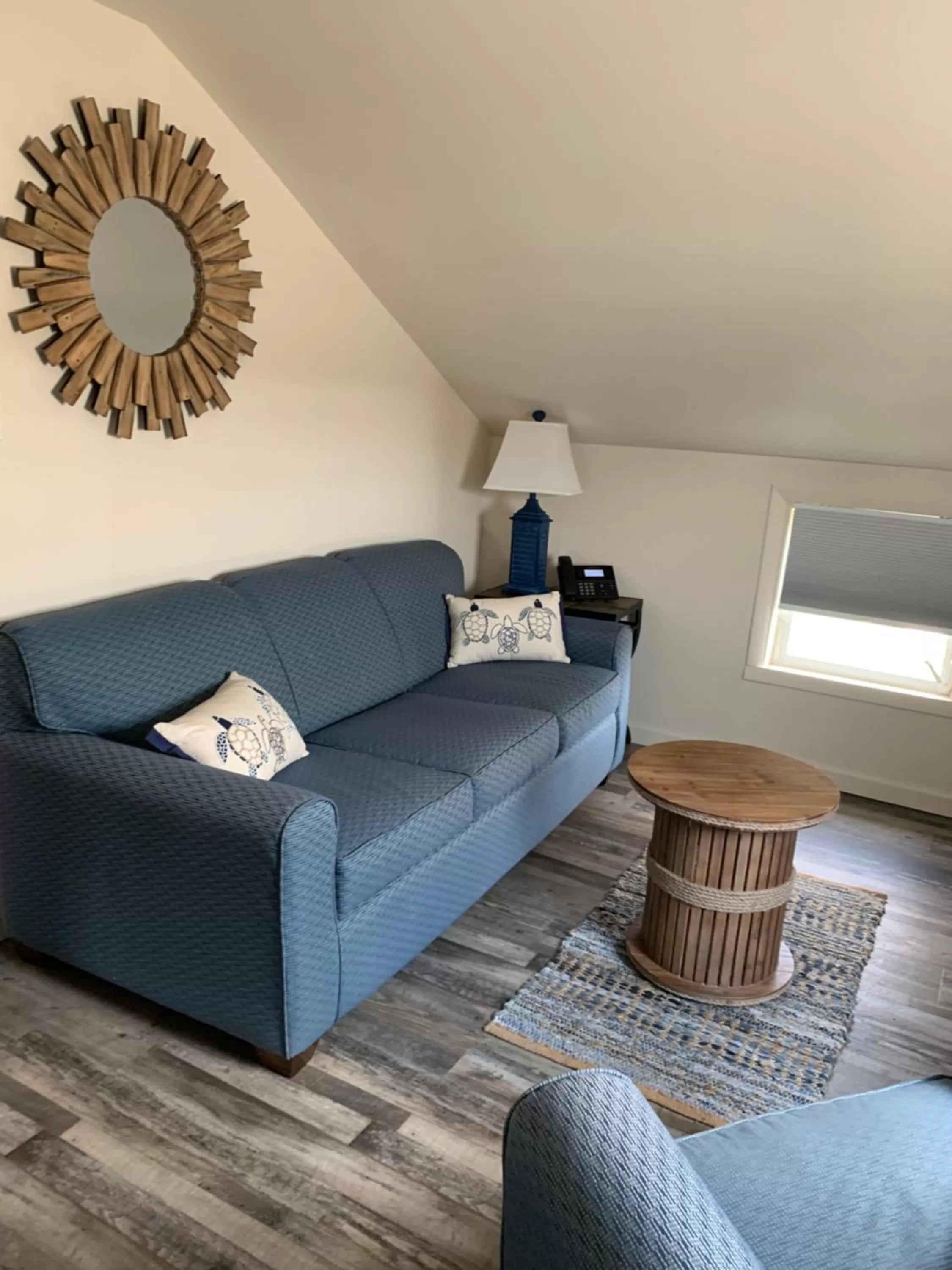 Living room in Ocean Glass Inn