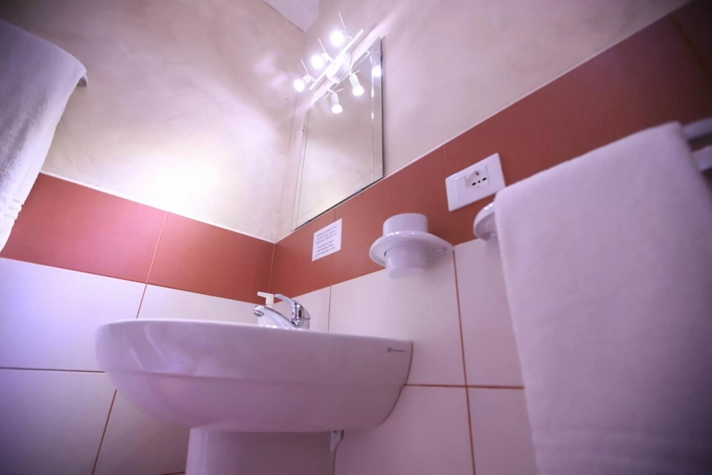 Bedroom, Bathroom in Bnb Archimede