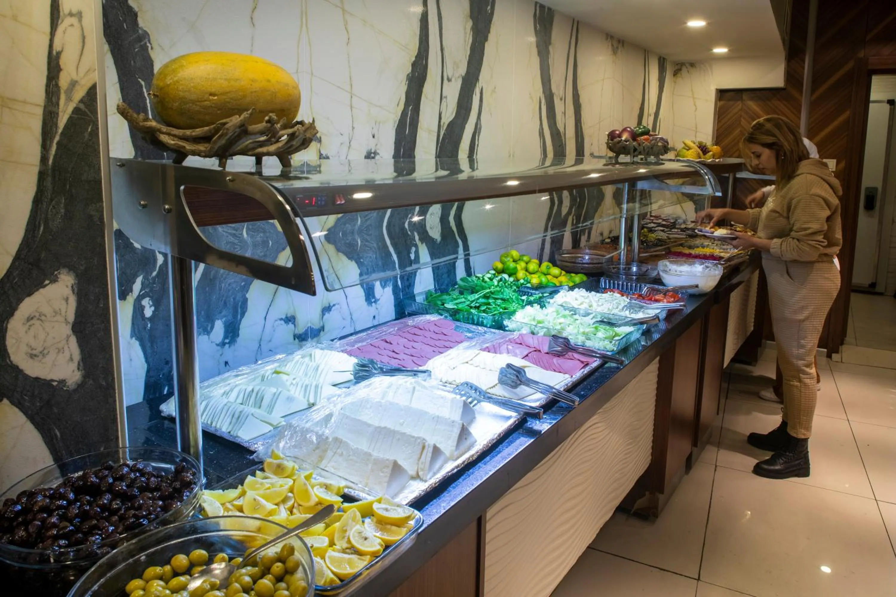 Buffet breakfast in Martinenz Hotel