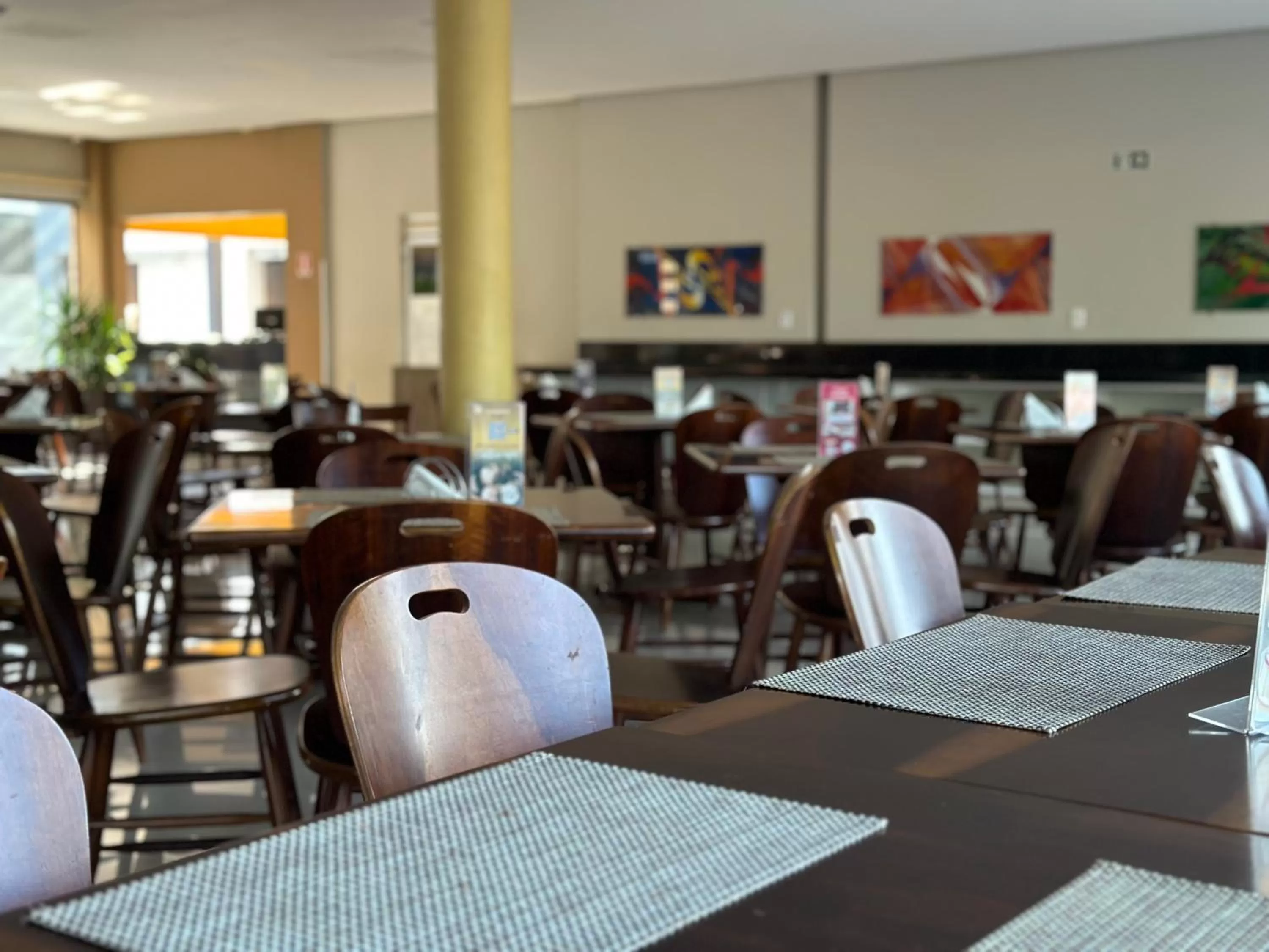 Restaurant/places to eat in Atrium Confort Hotels