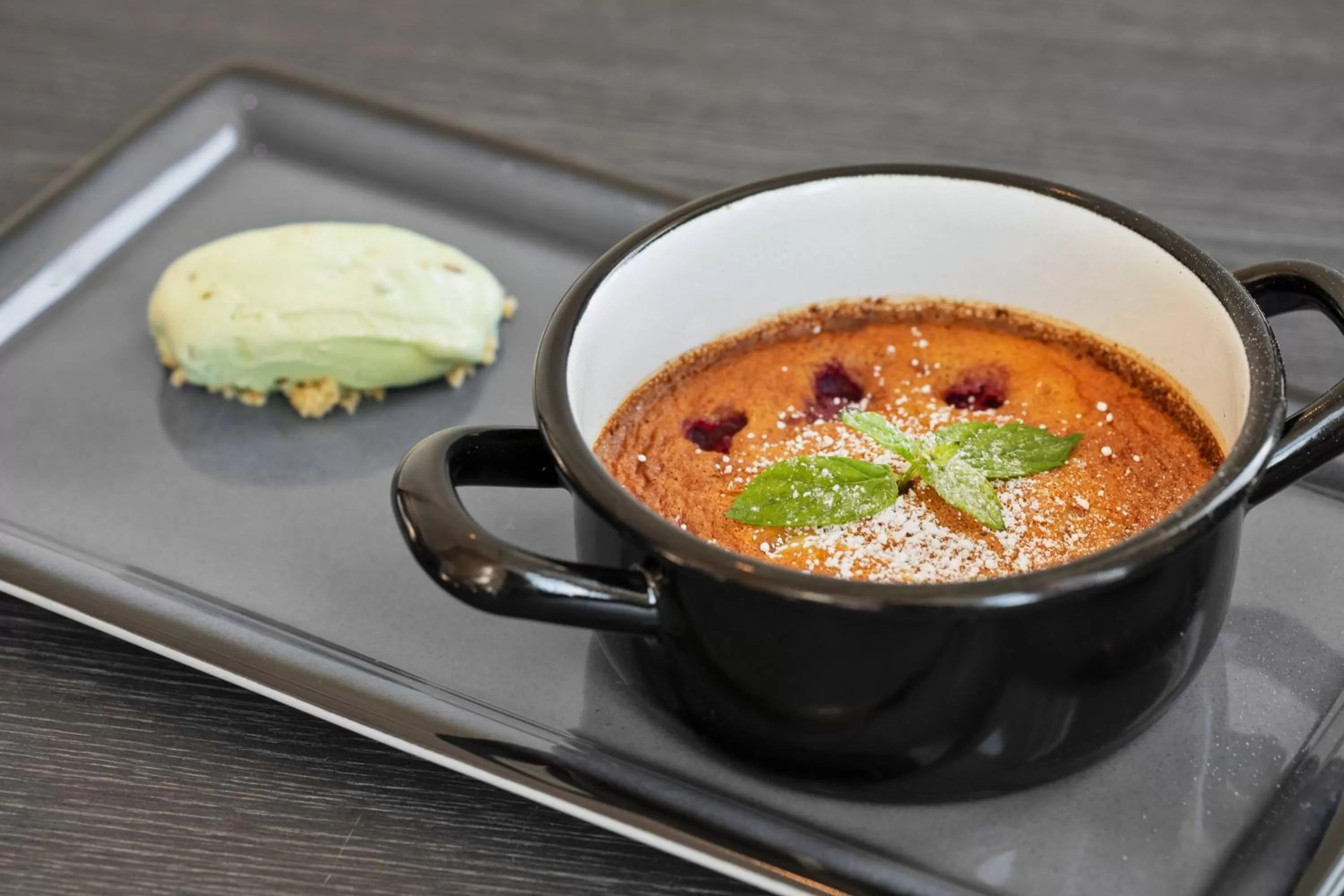 Lounge or bar in Courtyard by Marriott Munich Garching