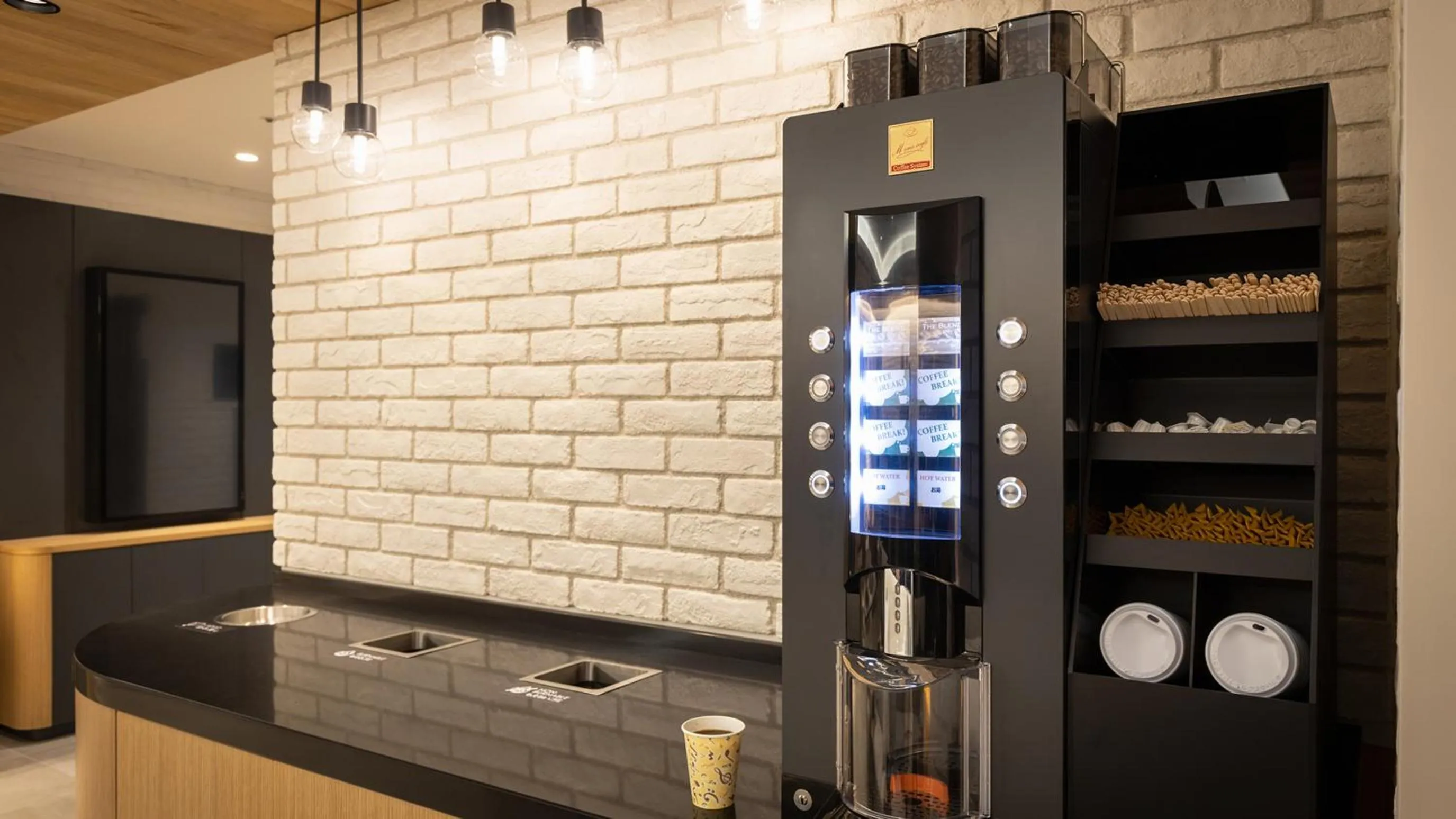 JR-East Hotel Mets Yokohama