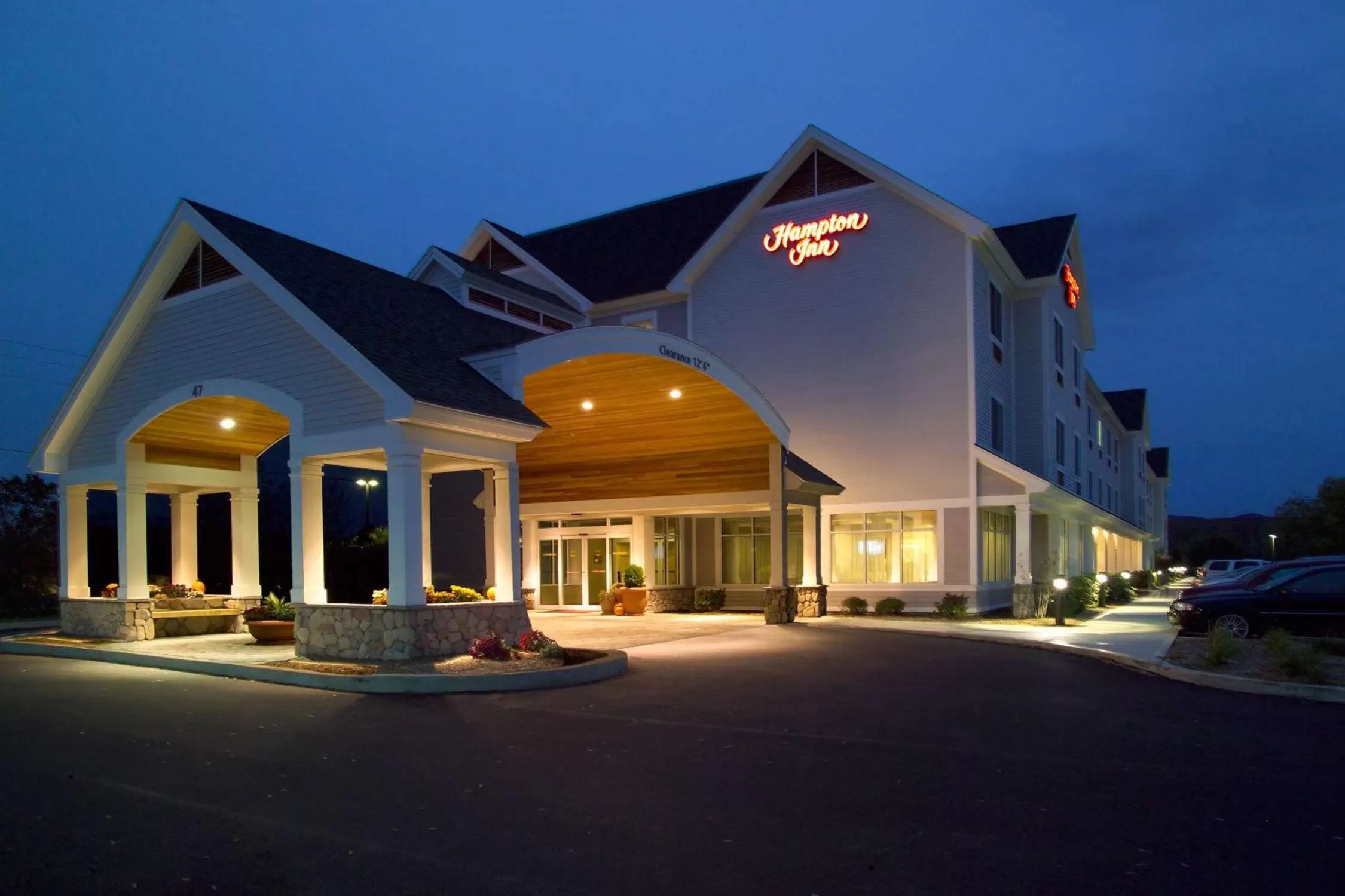 Property building in Hampton Inn Rutland/Killington
