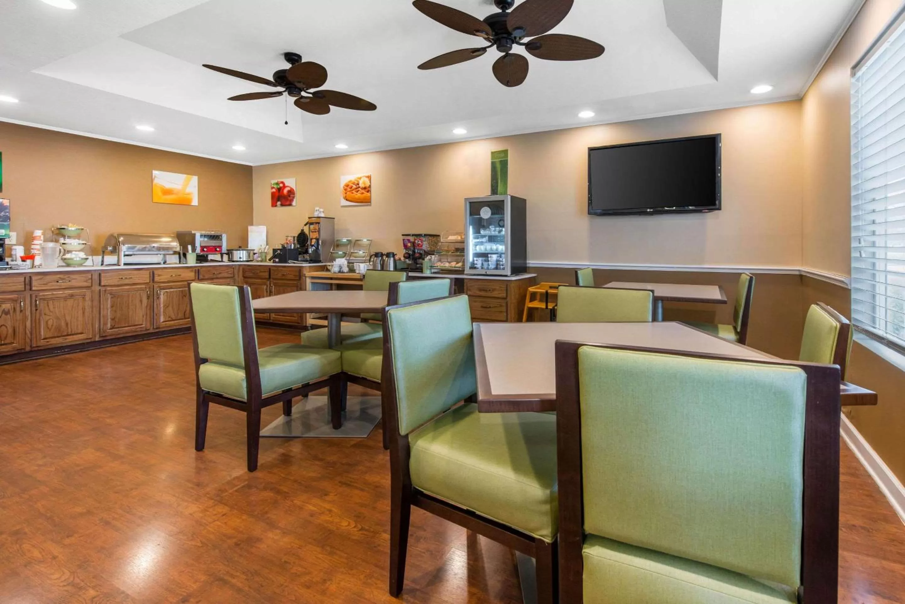 Restaurant/places to eat in Quality Inn Palm Bay - Melbourne I-95