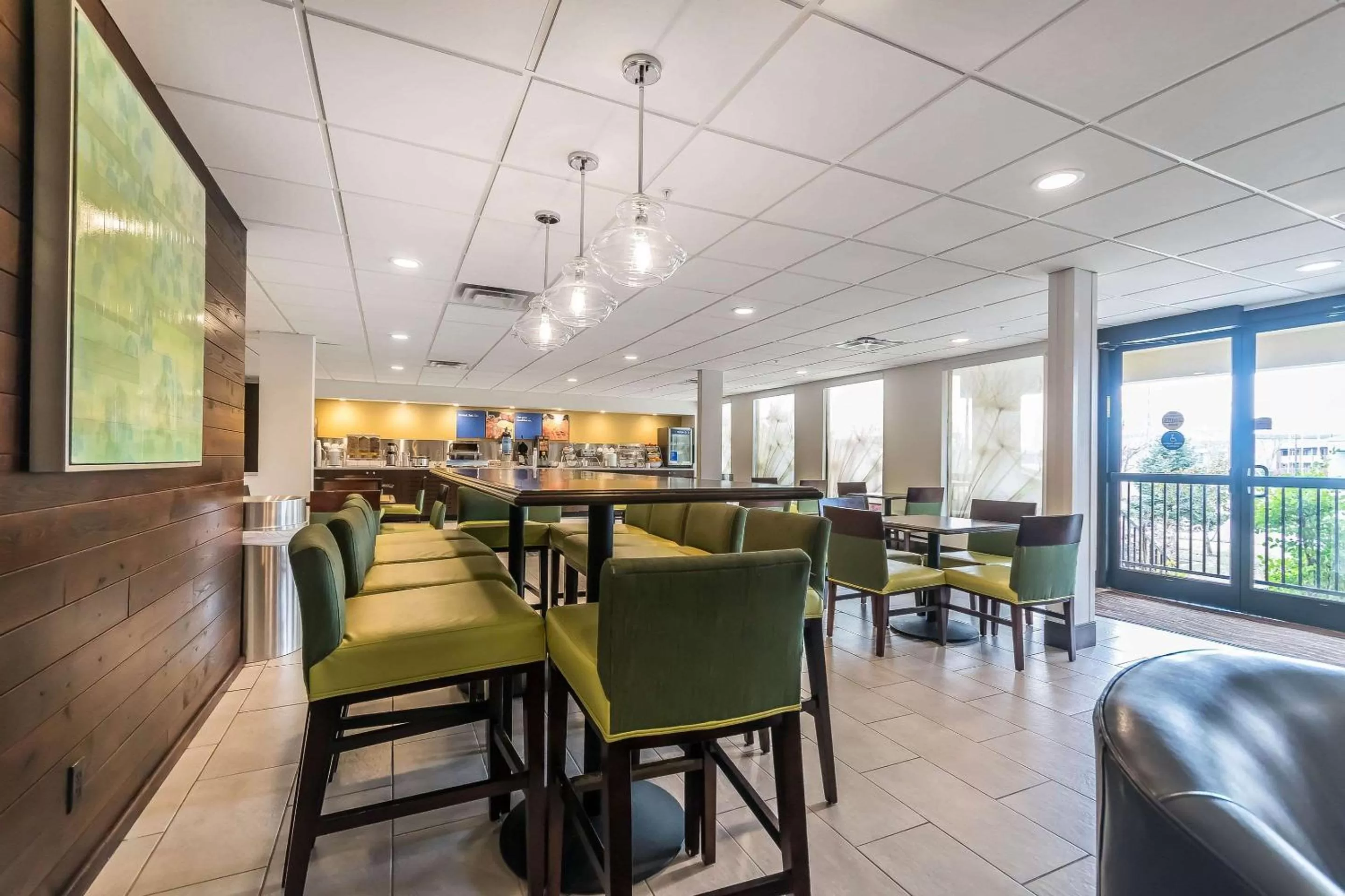 Restaurant/places to eat in Comfort Inn & Suites Lexington - Hamburg I-75