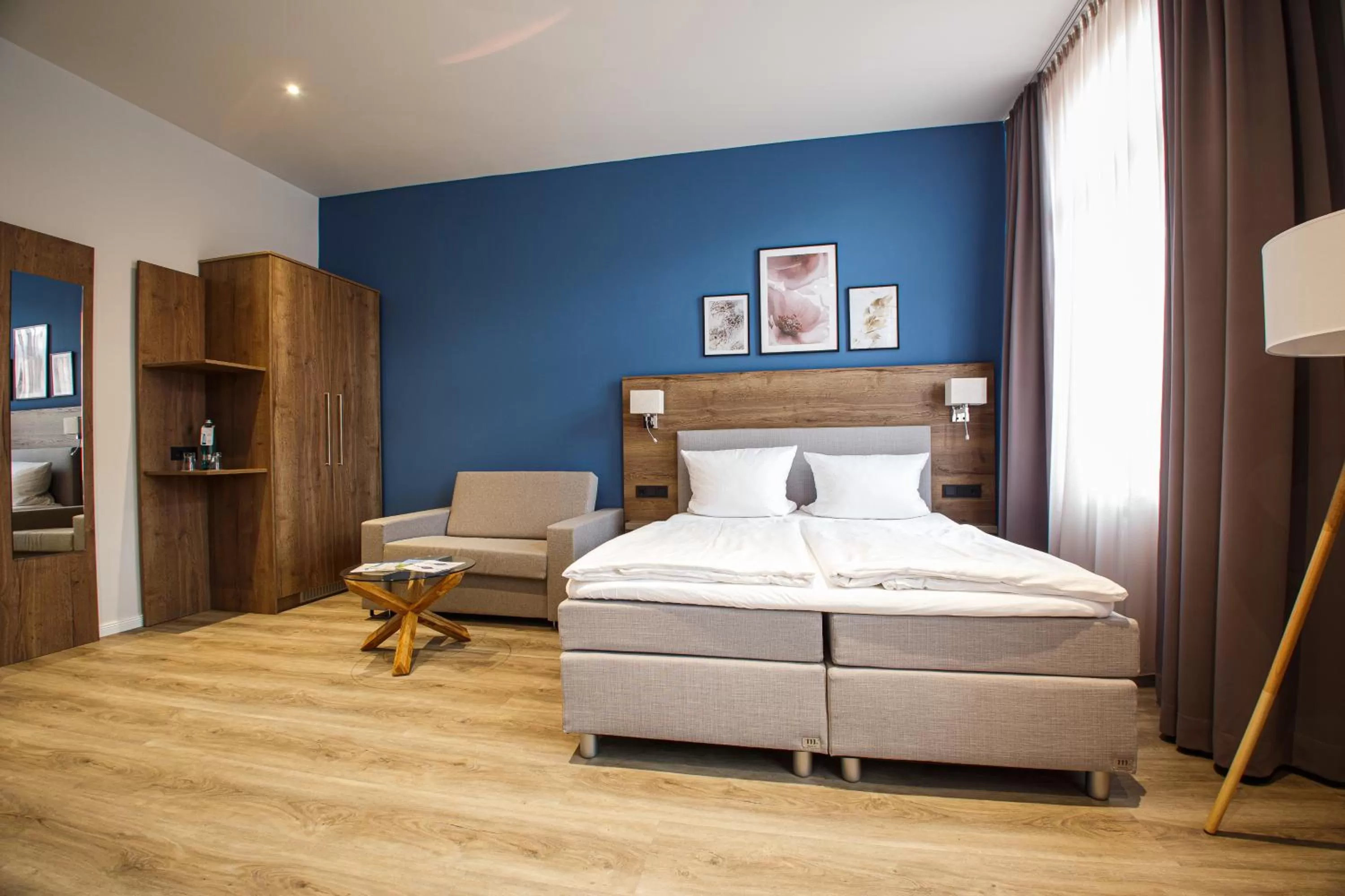 Photo of the whole room, Bed in Romantik Hotel Aquarium