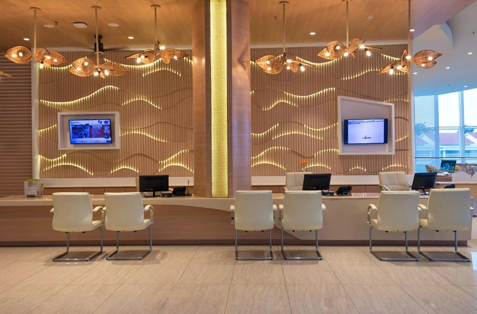 Lobby or reception in HARRIS Resort Barelang Batam