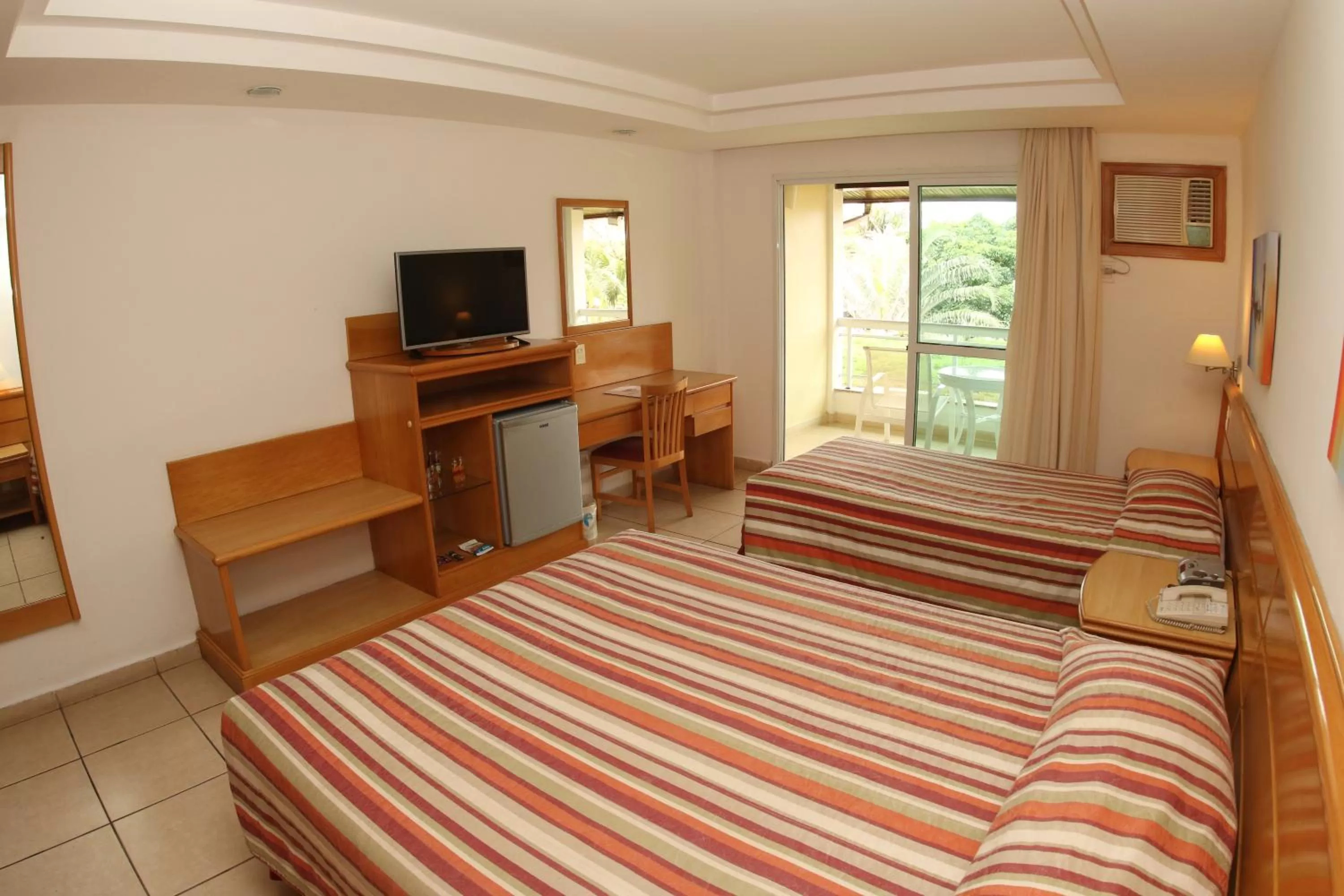 View (from property/room), Bed in Hotel Atlântico Búzios Convention