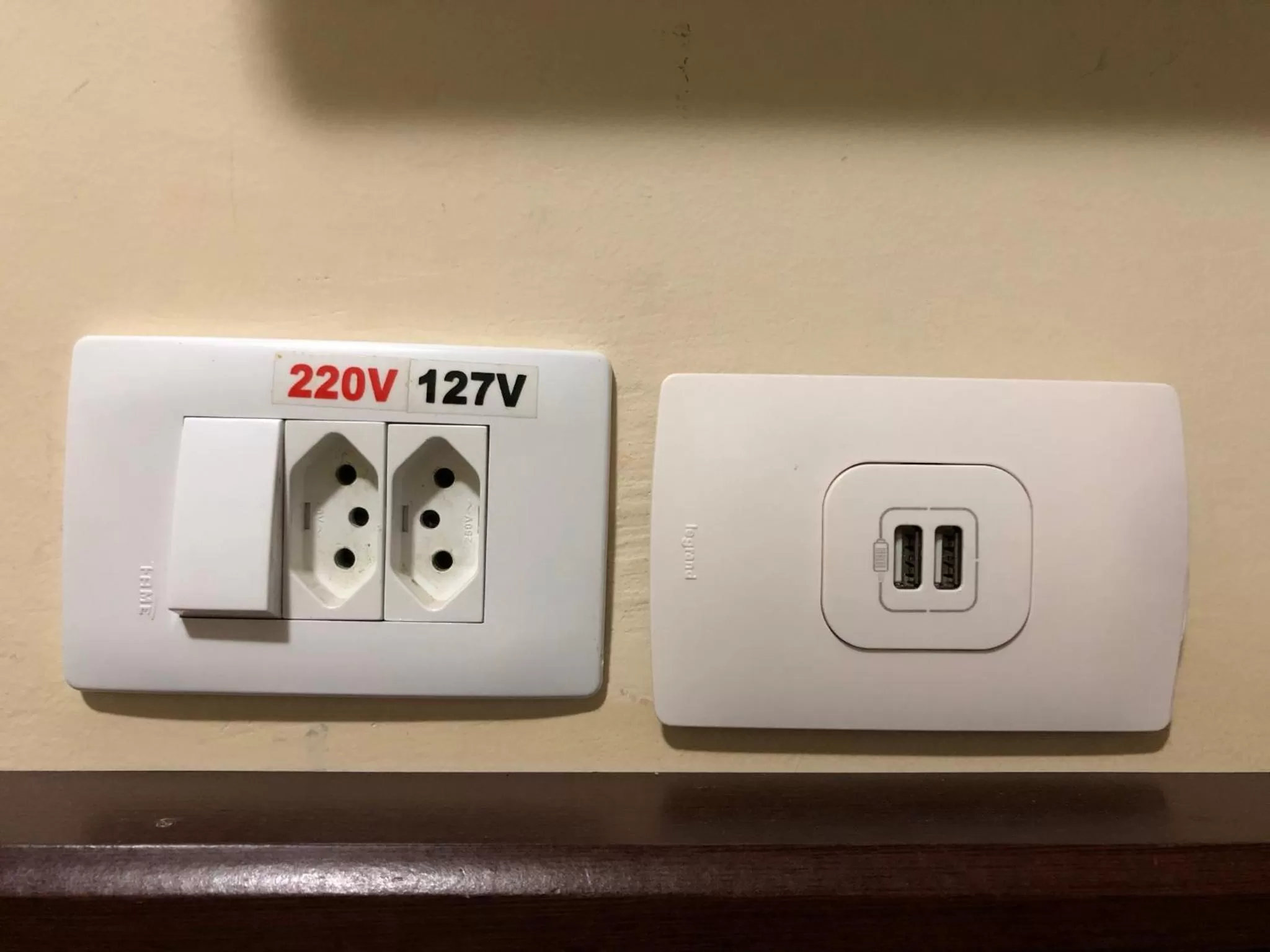 Photo of the whole room in Dom Pedro I Palace Hotel