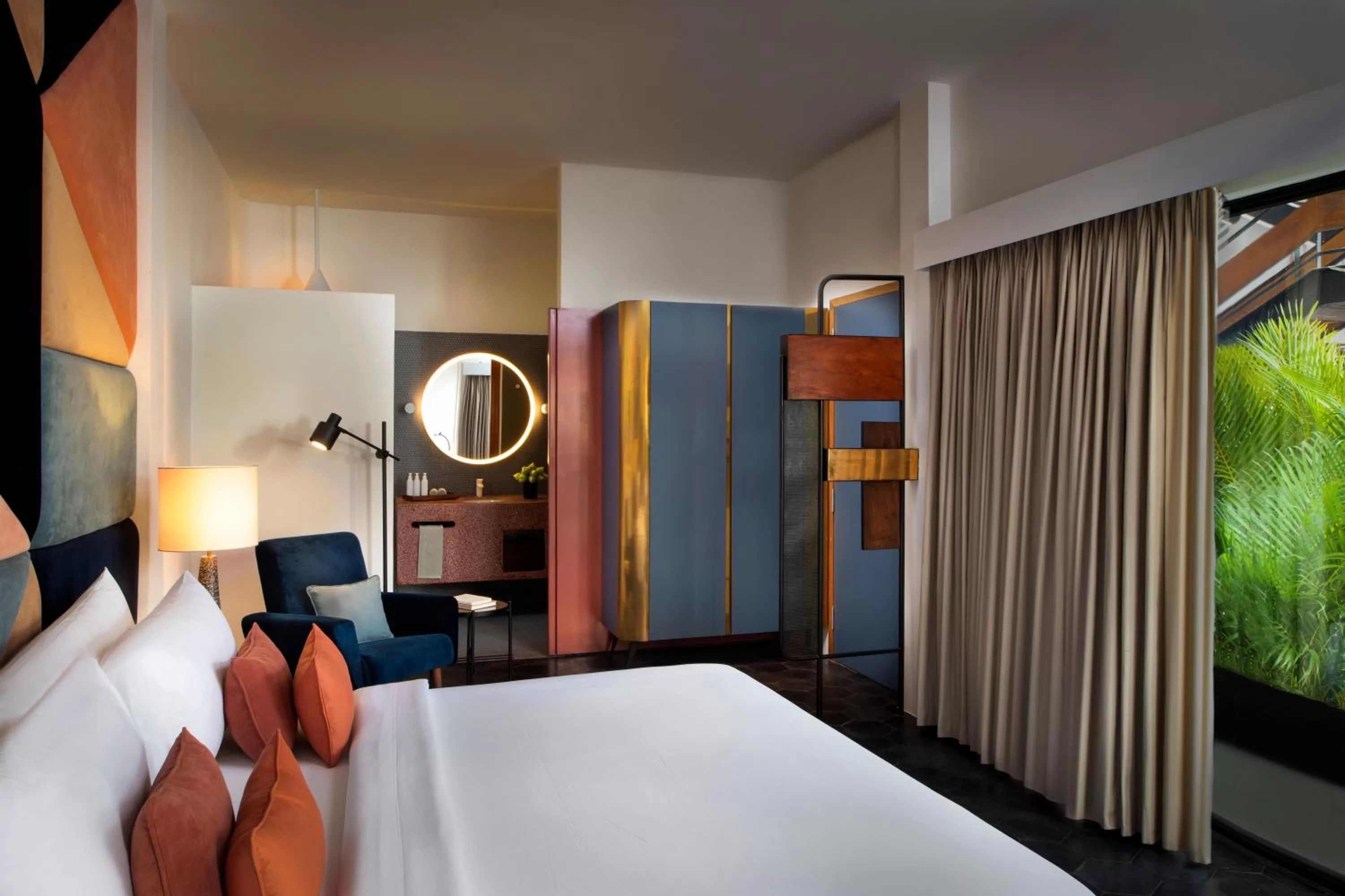 Photo of the whole room, Bed in Viroth's Villa