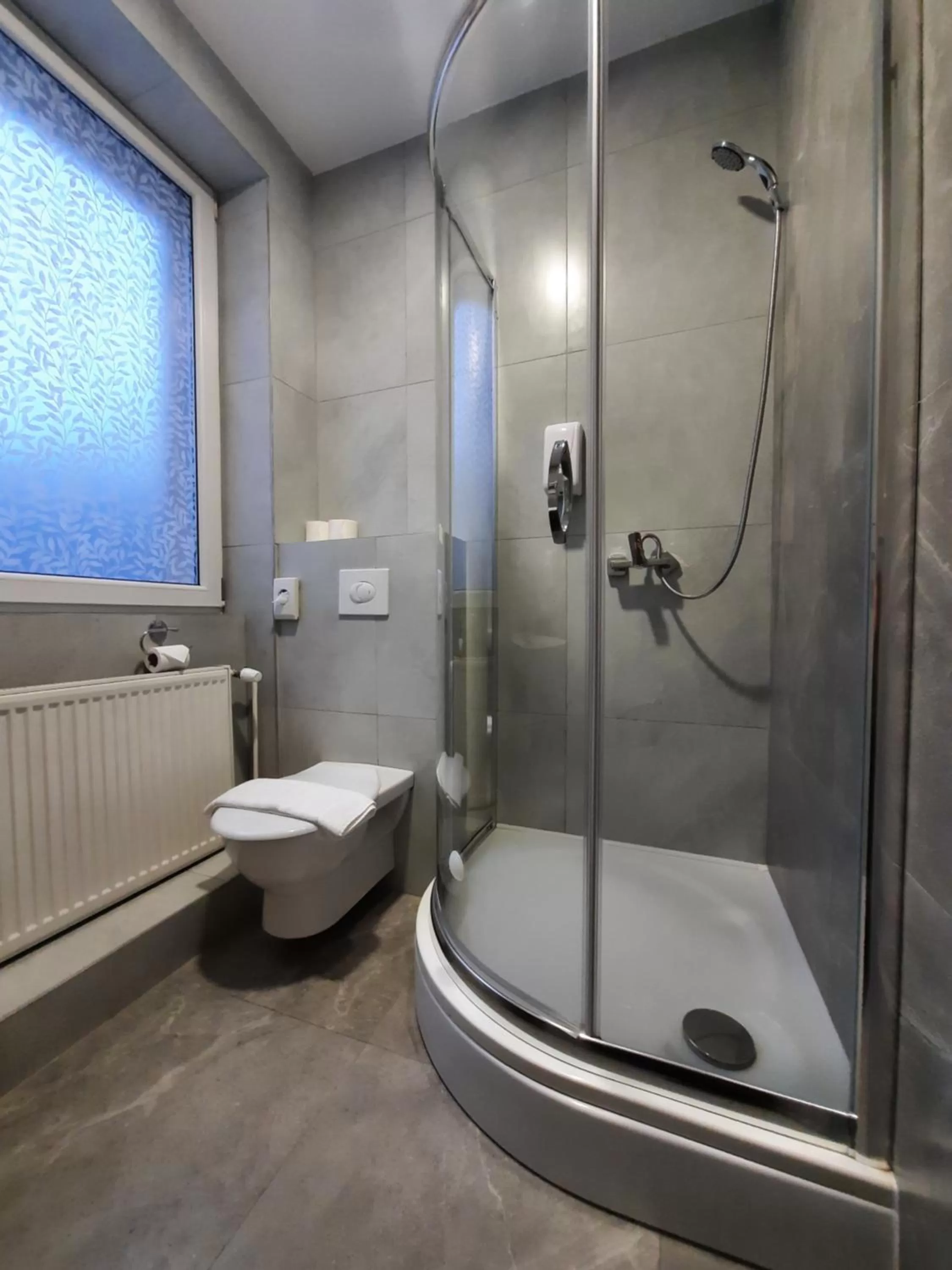 Shower in Hotel Boršičanka