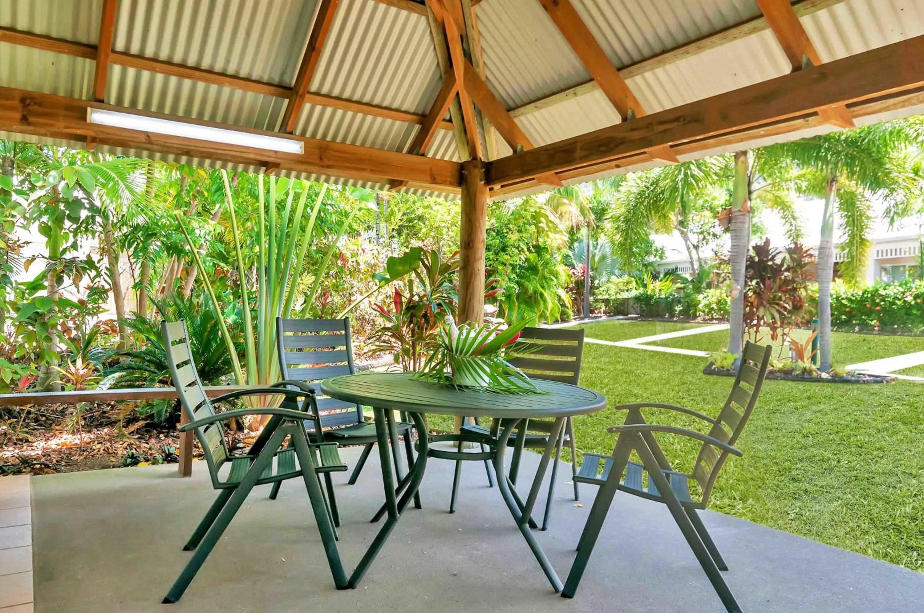 BBQ facilities in The Villas Palm Cove-PRIVATE POOL in each villa