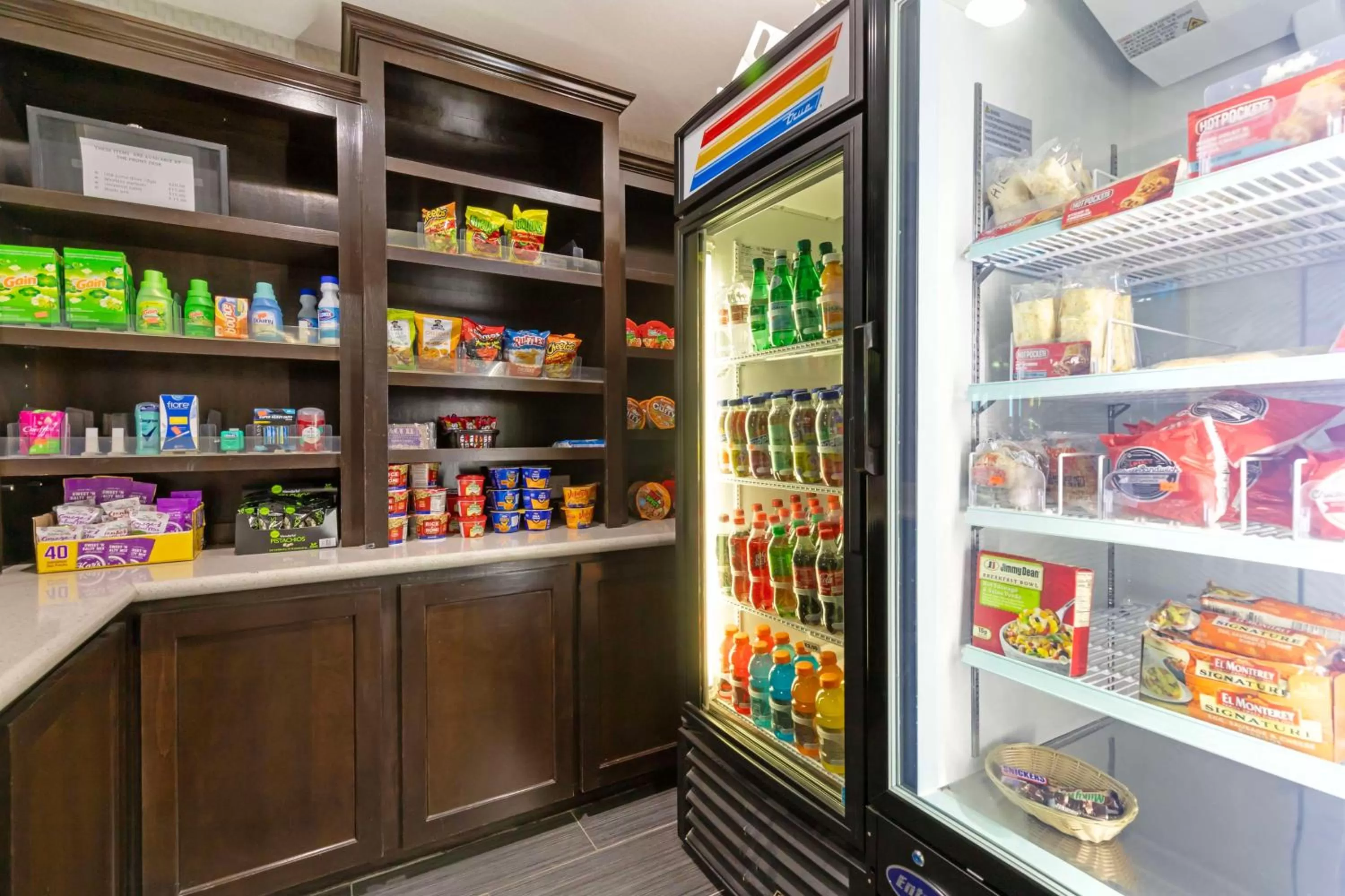 Property building in Best Western Plus Pleasanton Hotel