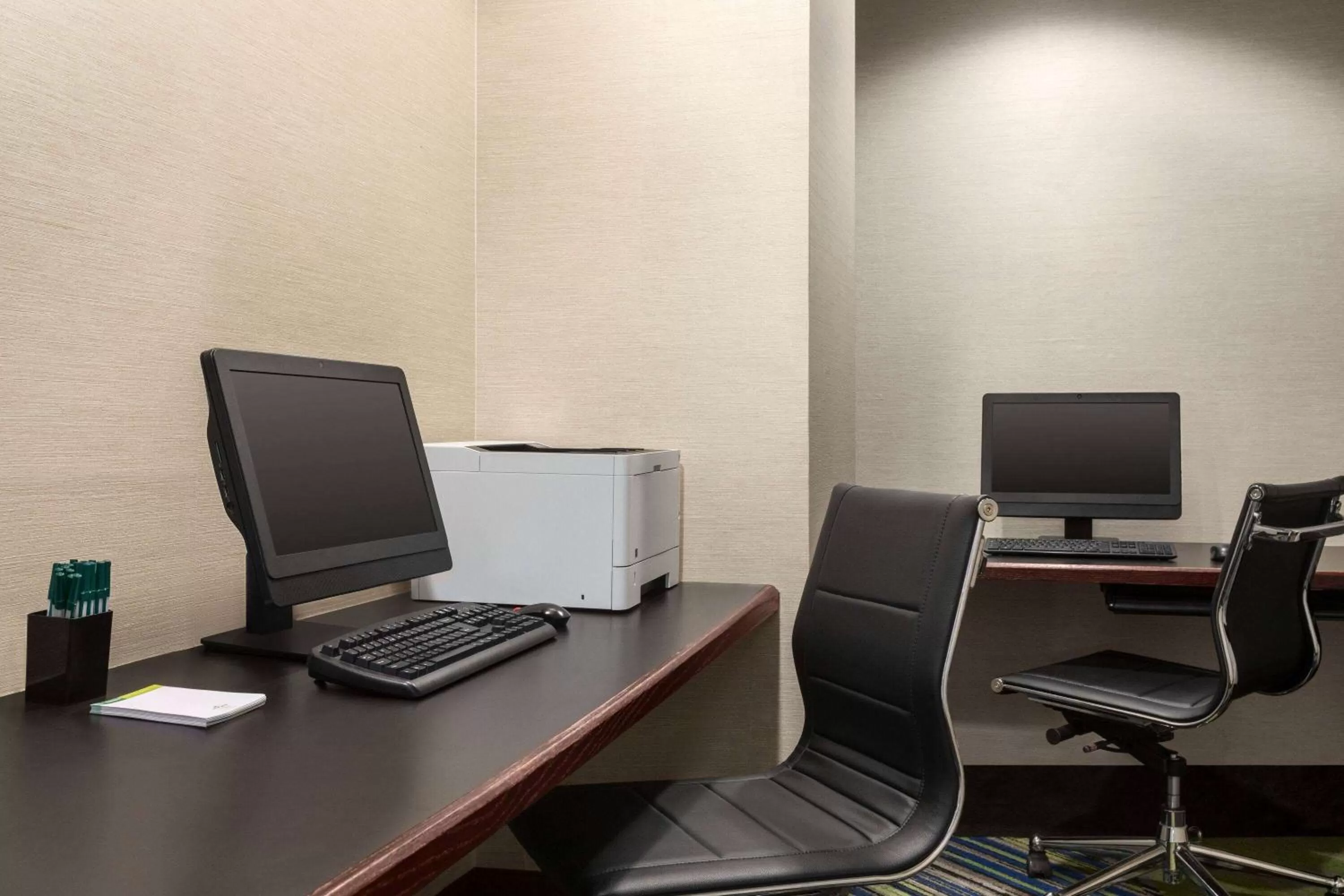 Business facilities in Wingate by Wyndham Port Wentworth Savannah Area