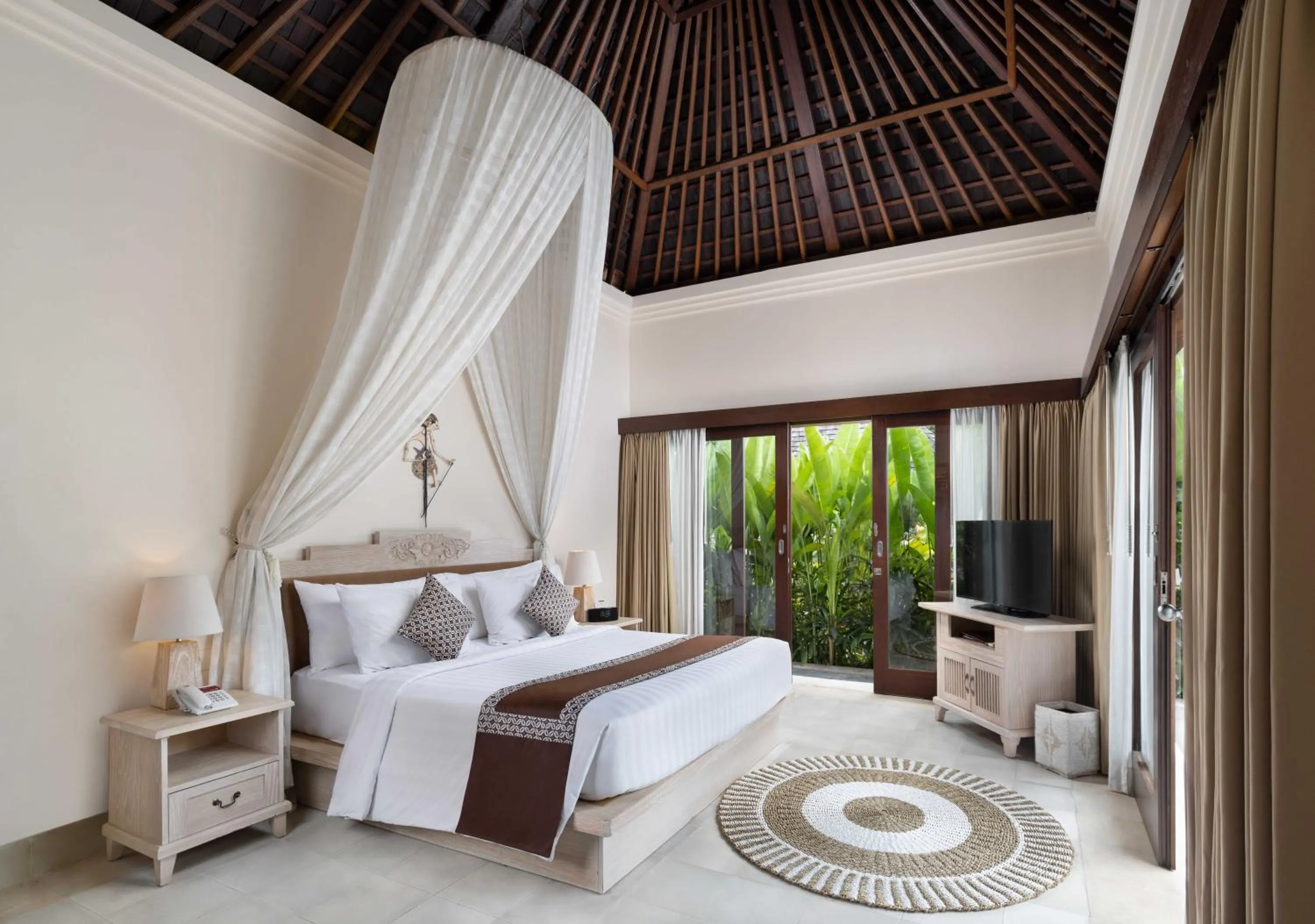 Bed in Visesa Ubud Resort