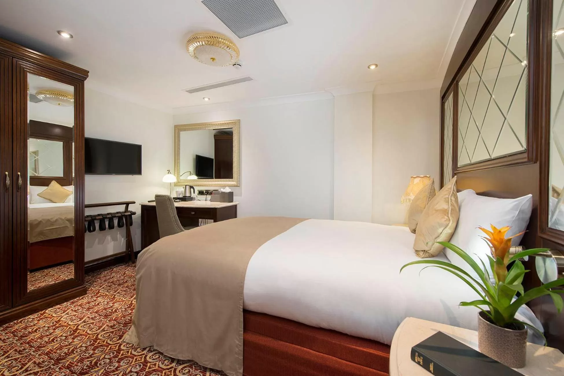 Bed in The George Street Hotel