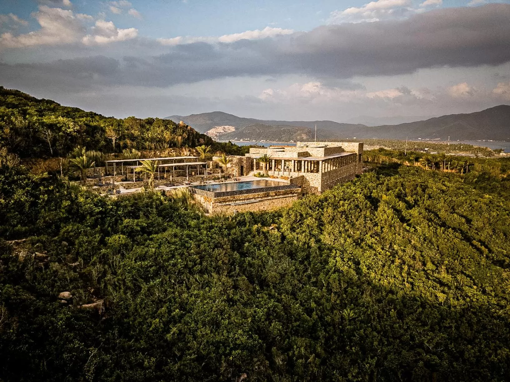 Natural landscape in Zannier Bai San Hô