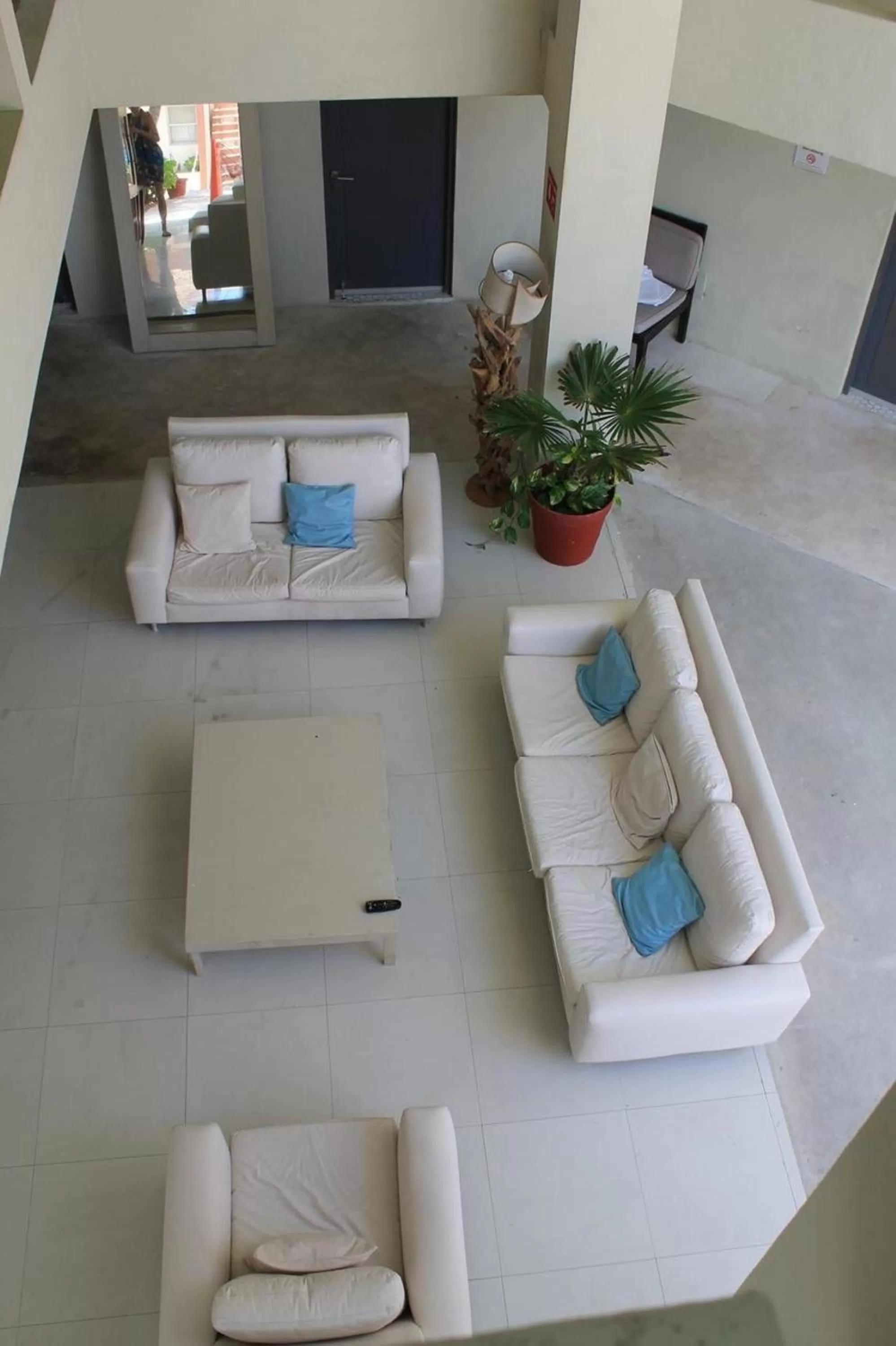 Communal lounge/ TV room in Rocamar Hotel Isla Mujeres