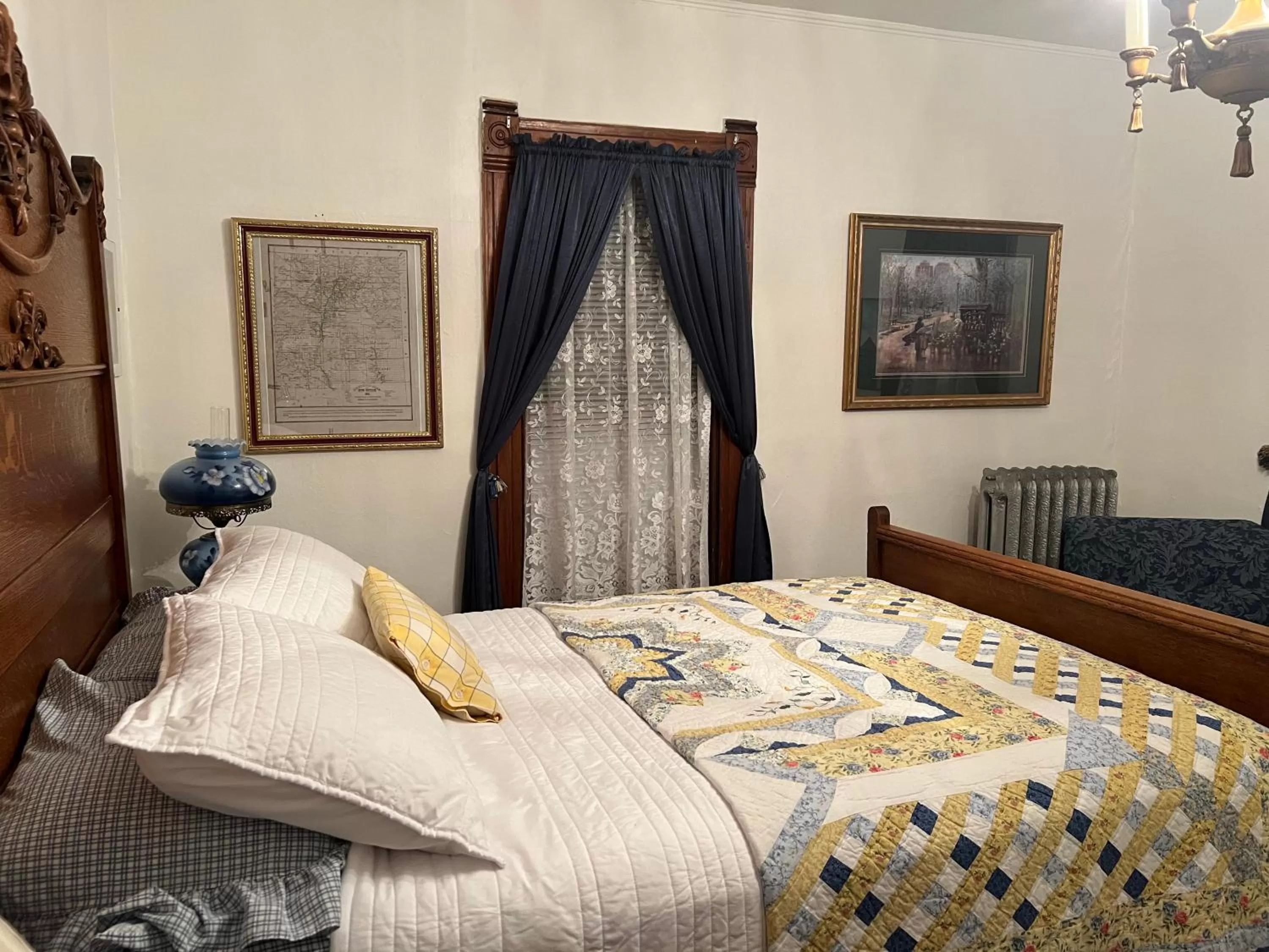 Internal: Not applicable to any particular room in Heart's Desire Inn