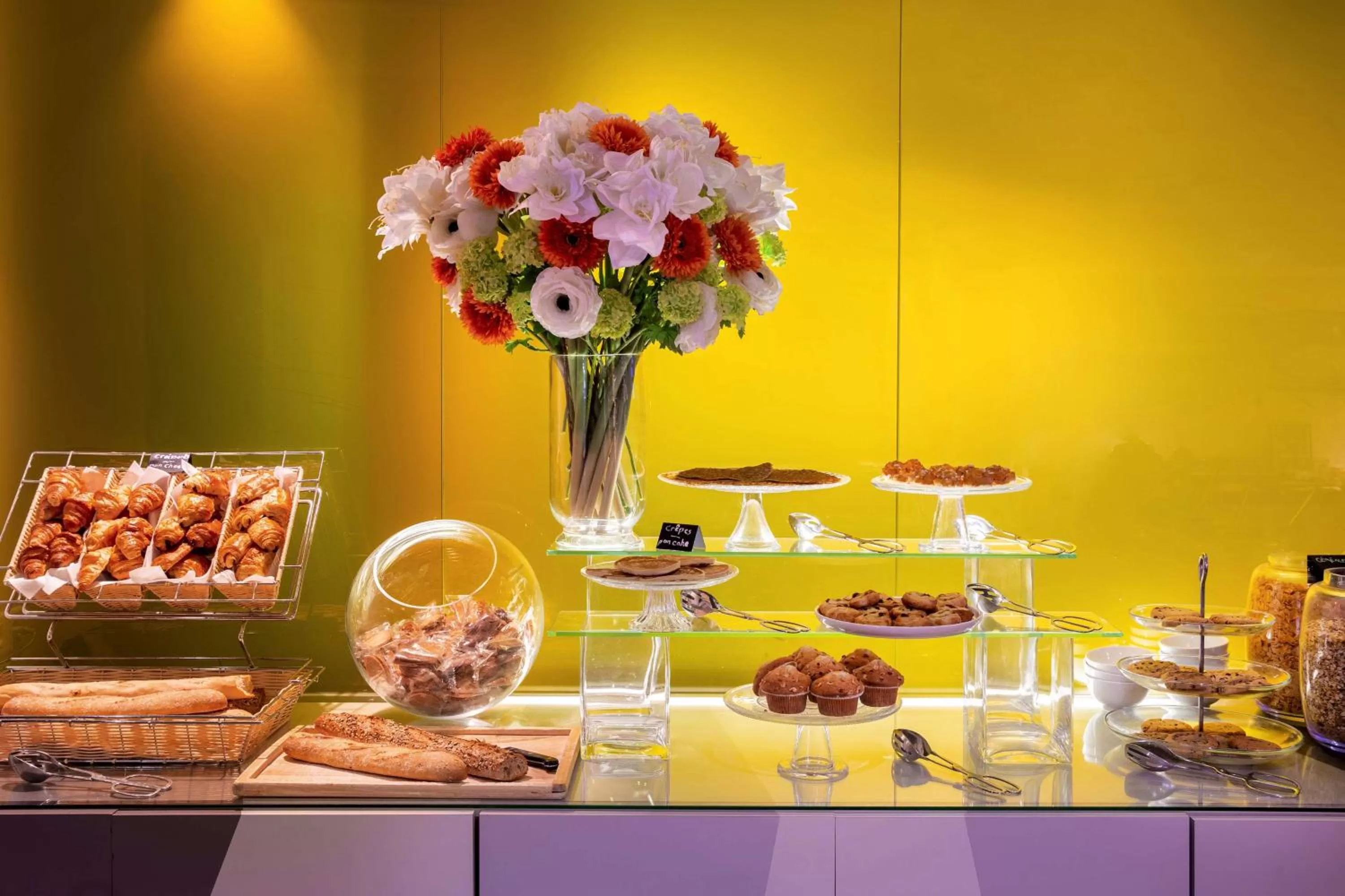 Breakfast in Best Western Plus Thionville Centre