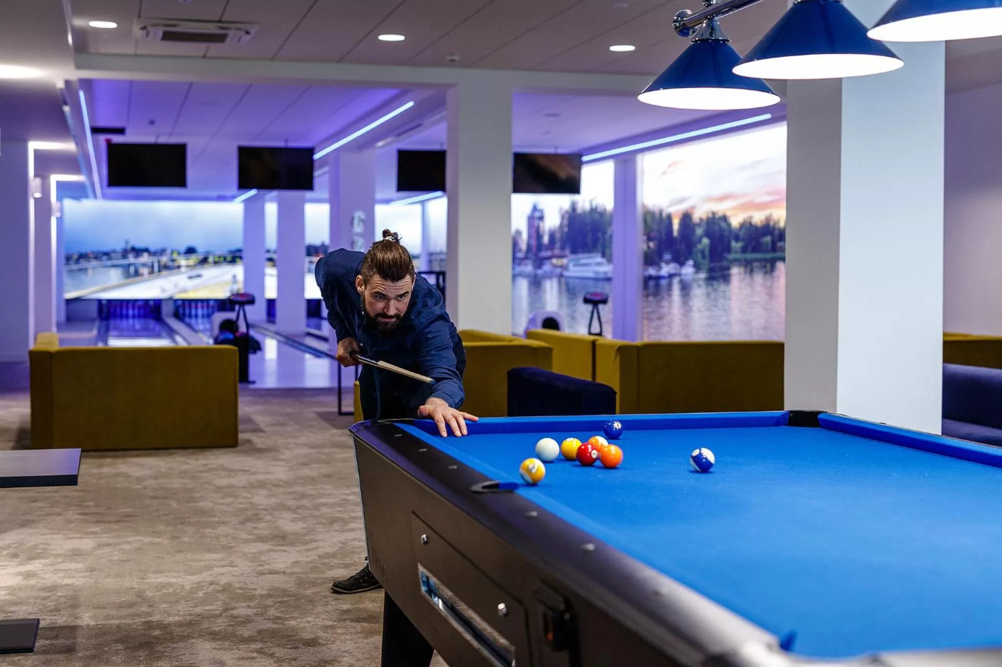 Billiard in Hotel Robert's Port