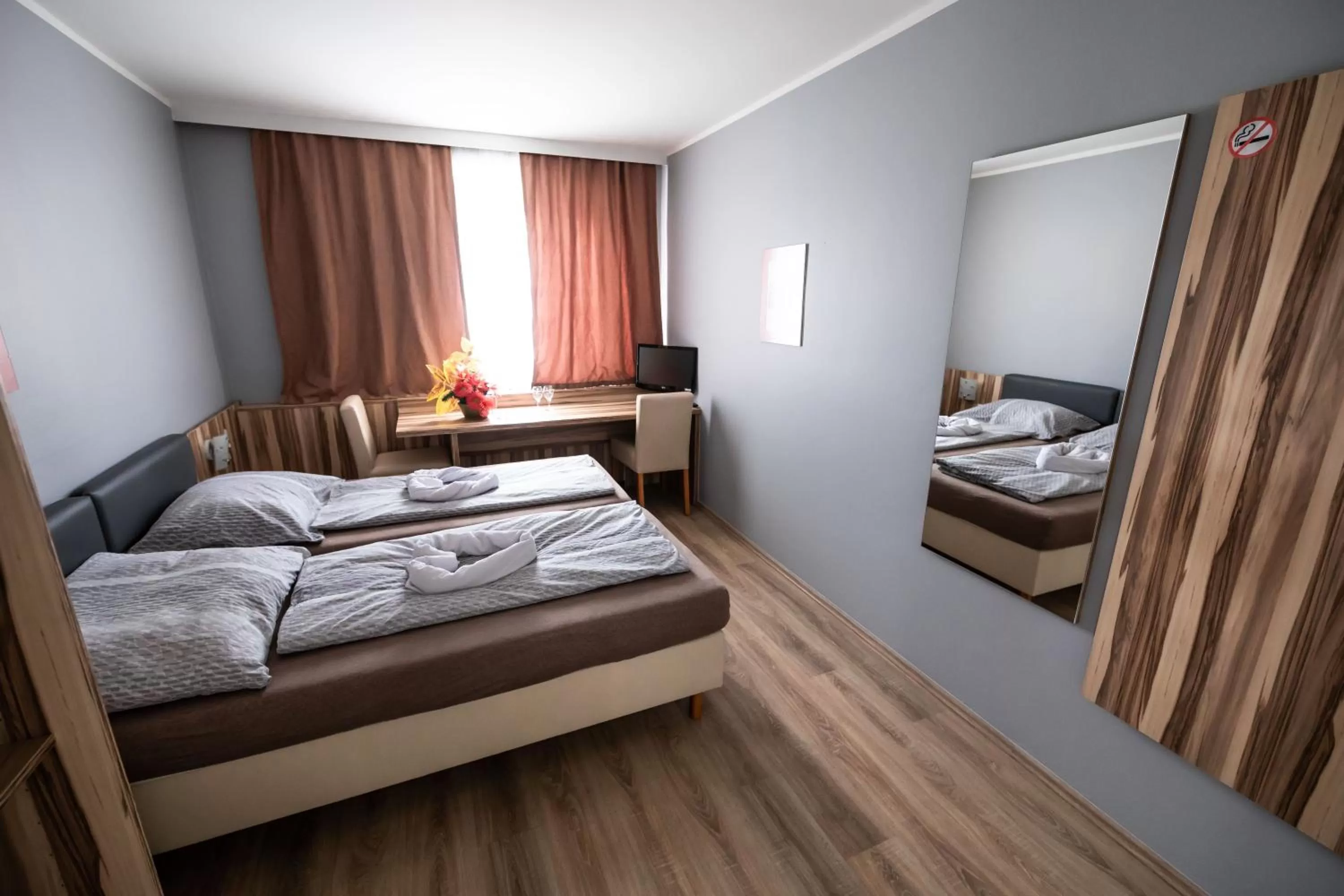 Photo of the whole room, Bed in Hotel Am Limes