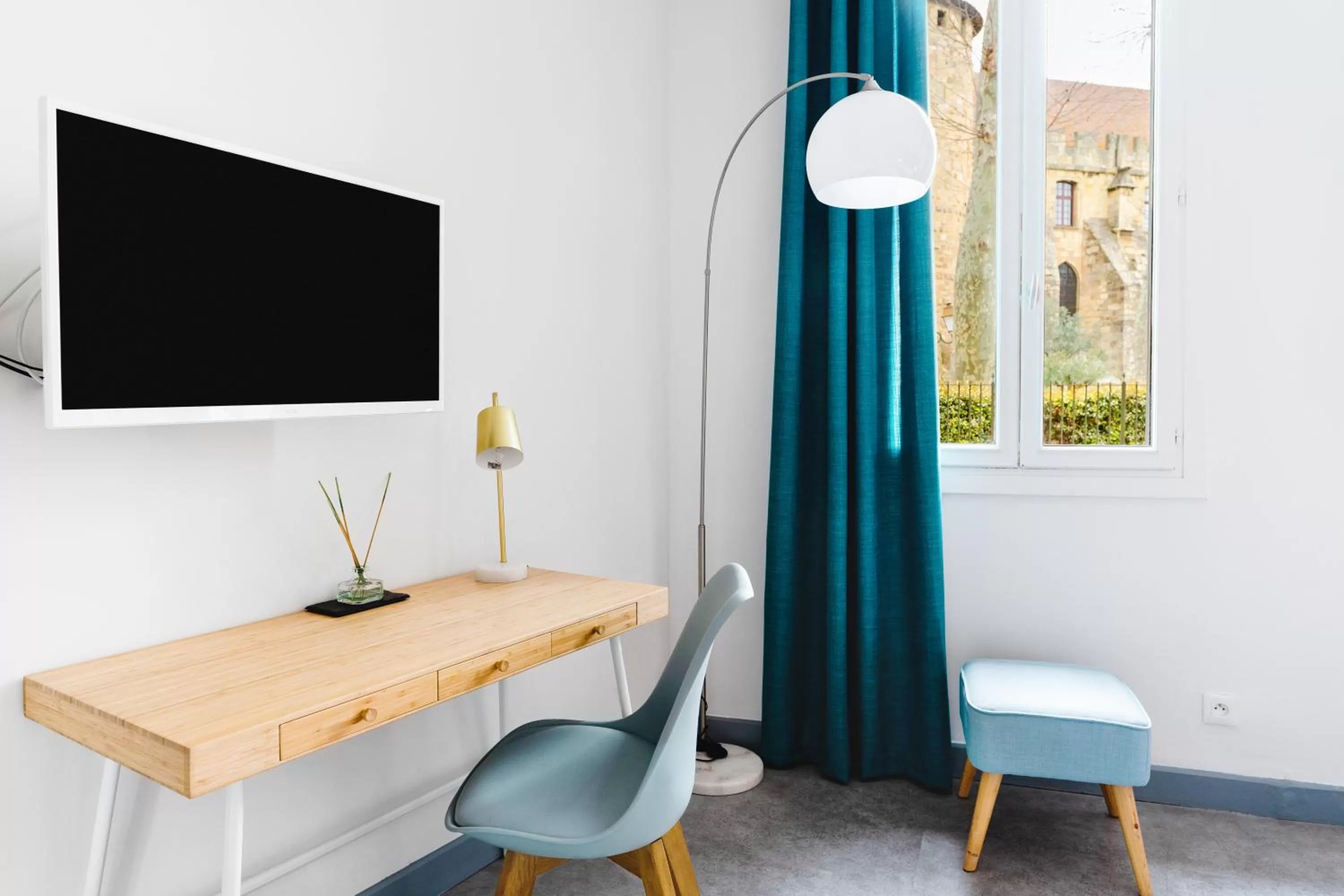 TV and multimedia in La Maison Gustave