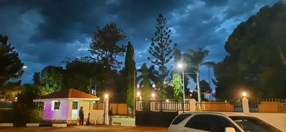 Night in Northern Pearl