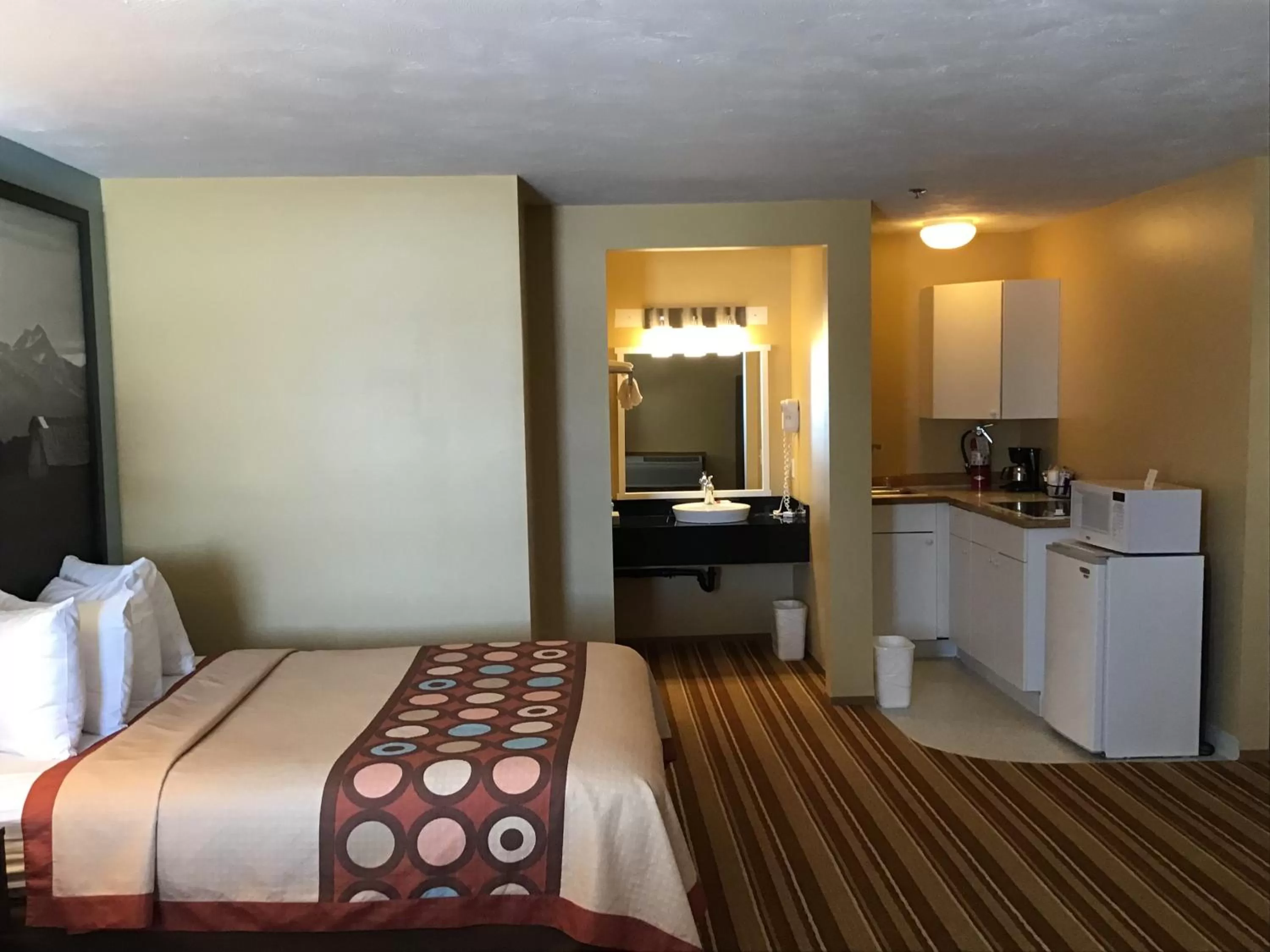 Bed in Super 8 by Wyndham Driggs