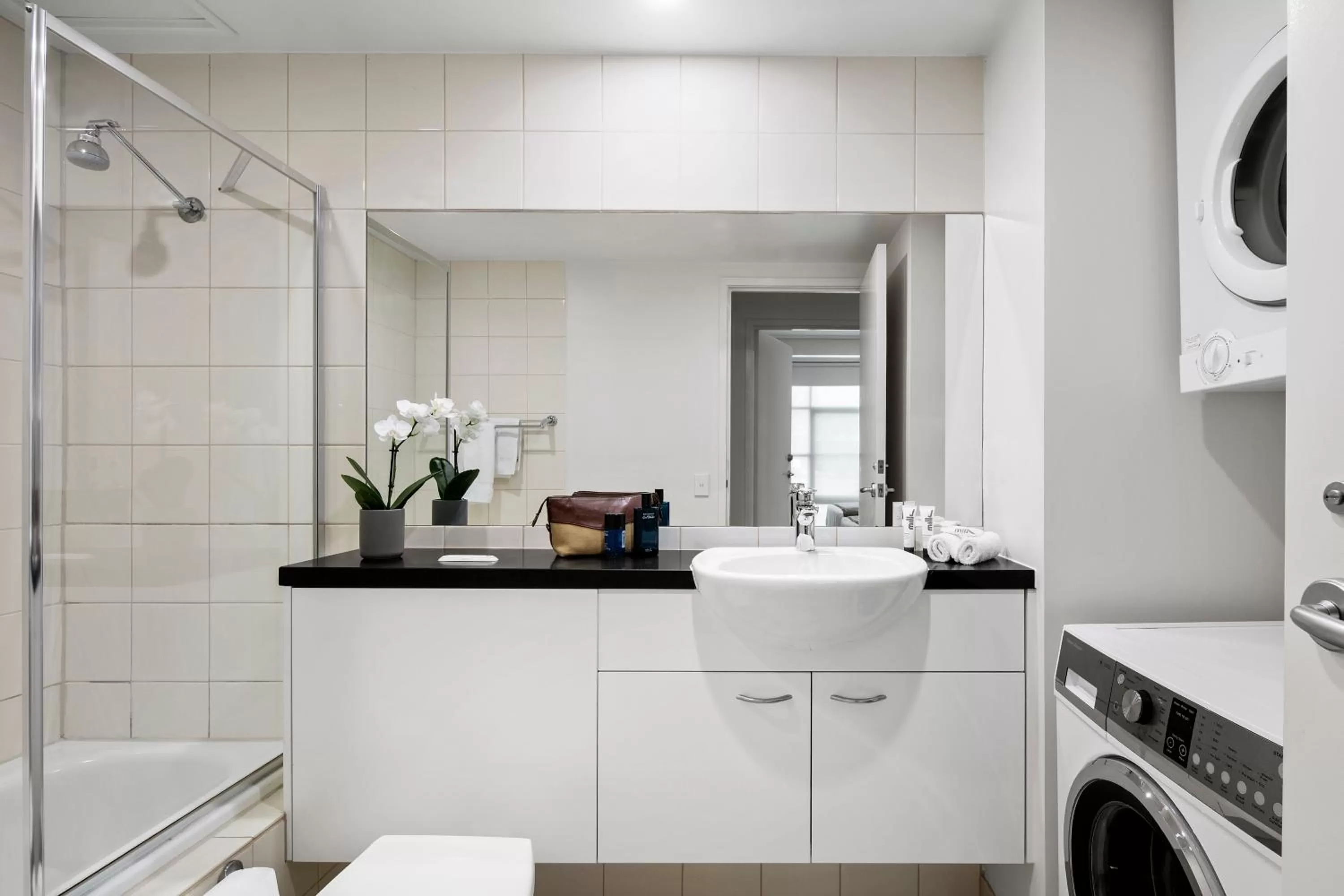 Bathroom in Quest Narre Warren