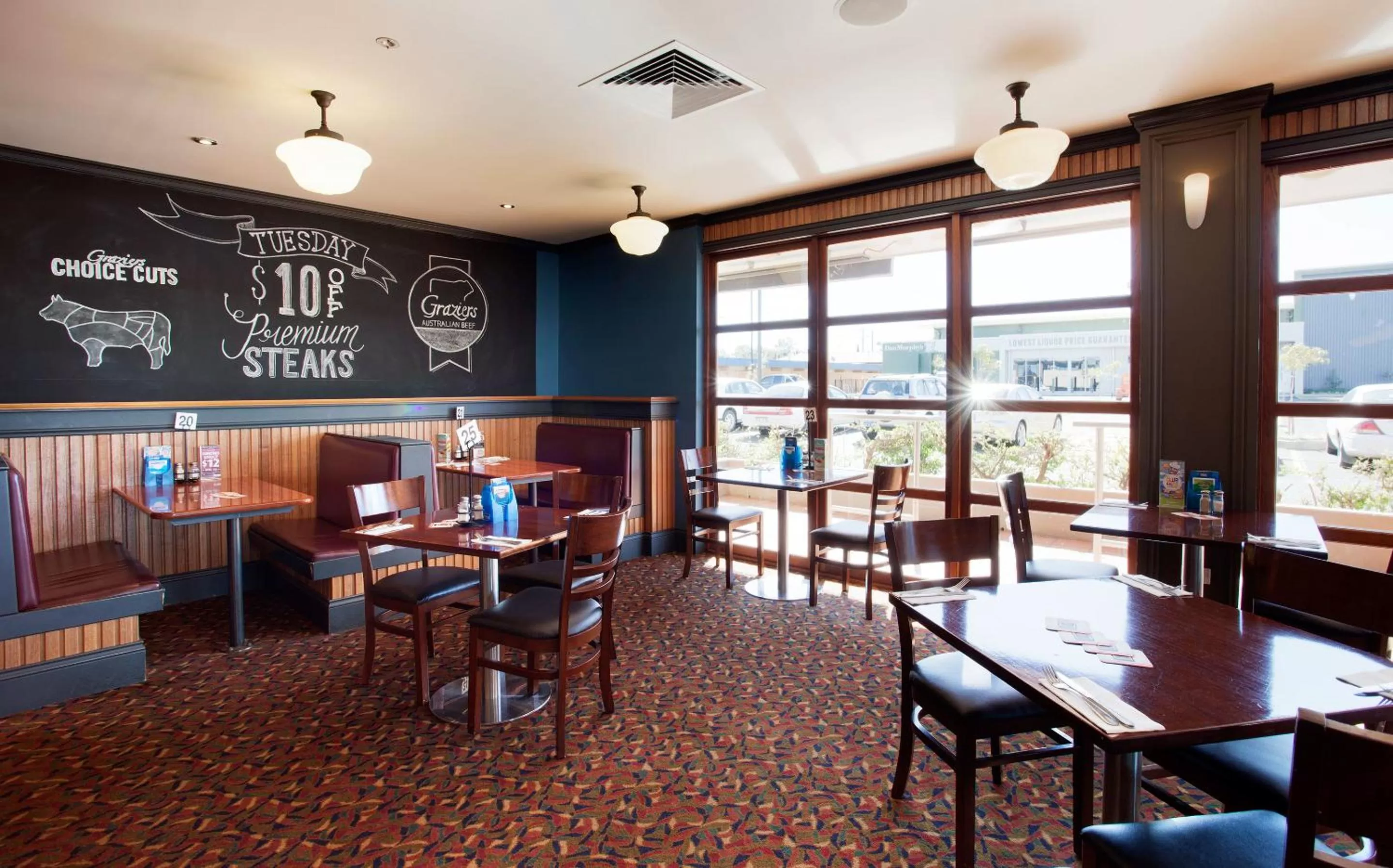 Restaurant/places to eat in Wilsonton Hotel Toowoomba