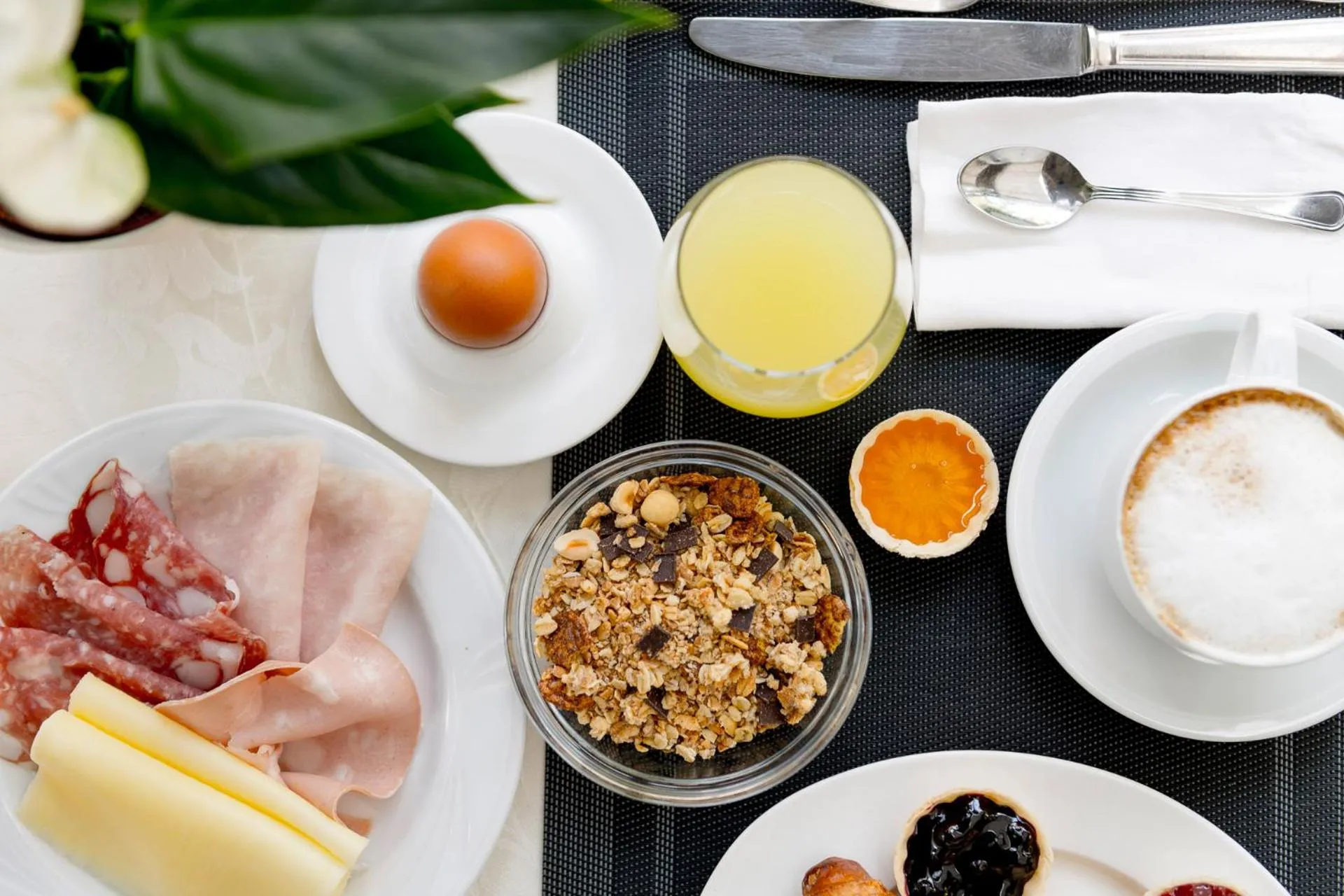 Food and drinks in Grand Hotel Tettuccio