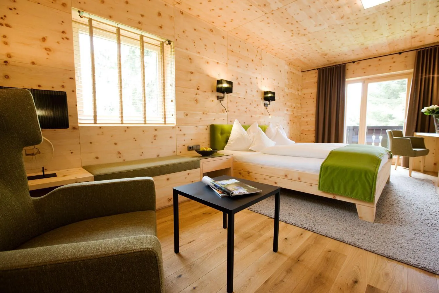 Bedroom, Bed in Geniesserhotel Minglers Sportalm 4 Sterne Superior