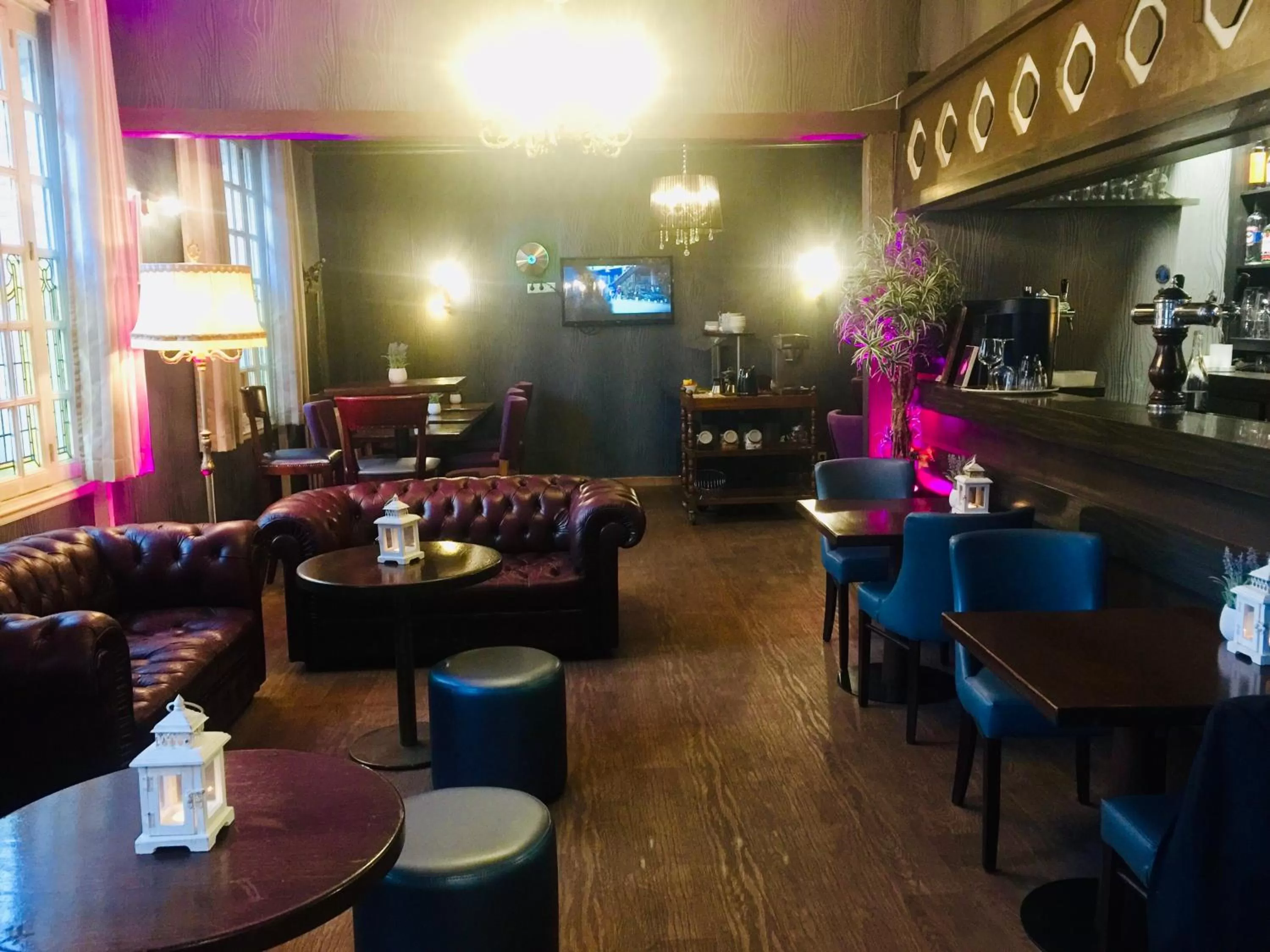 Lounge or bar in Le Cheval Blanc